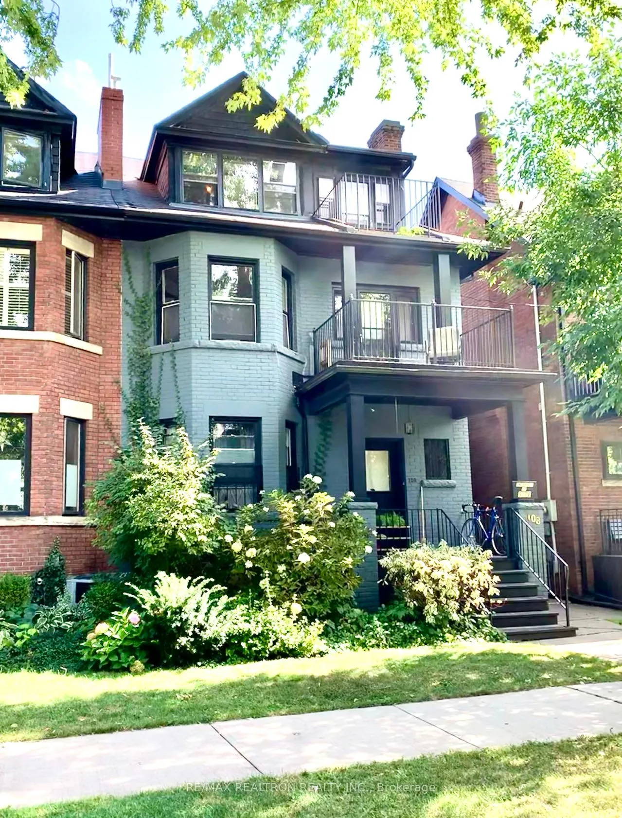 Photo 1 of Unit 4, 108 Admiral Road, Toronto, The Annex — HOMEH