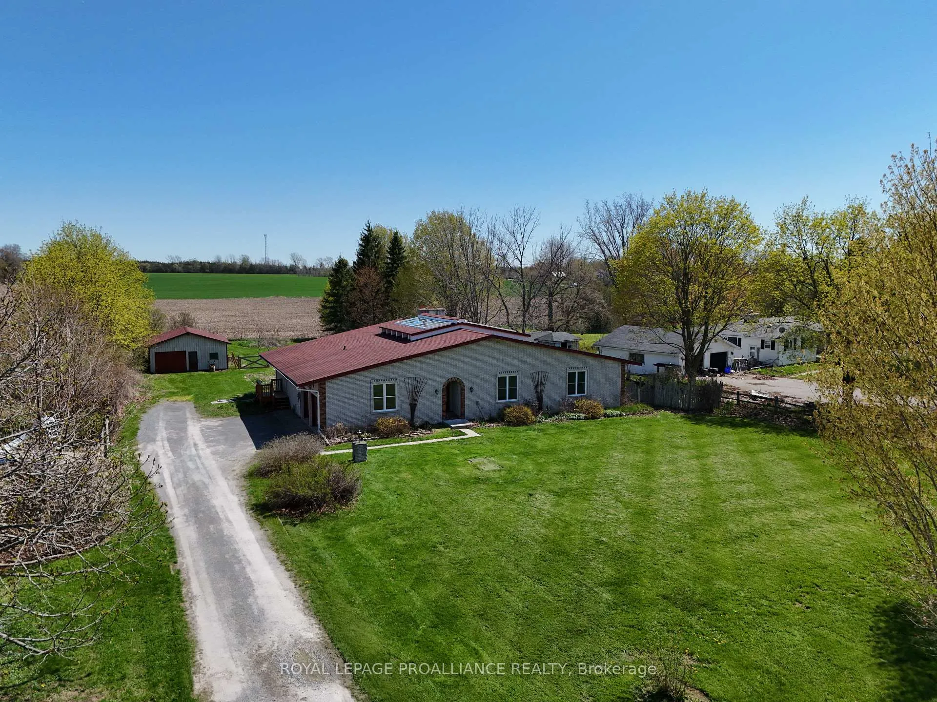 Photo 1 of 138 Massassauga Road, Prince Edward County, Ameliasburg Ward — HOMEH