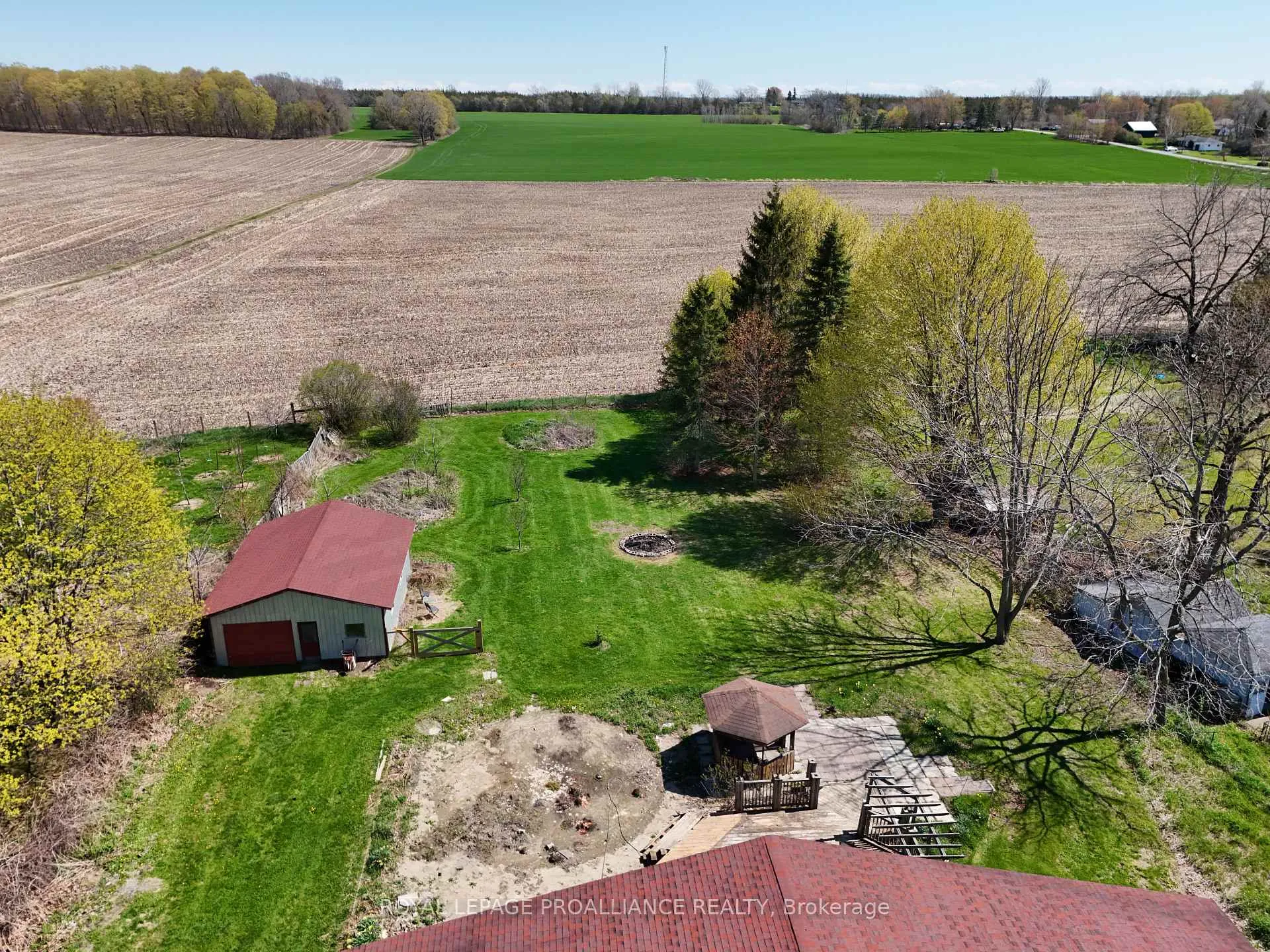 Photo 32 of 138 Massassauga Road, Prince Edward County, Ameliasburg Ward — HOMEH