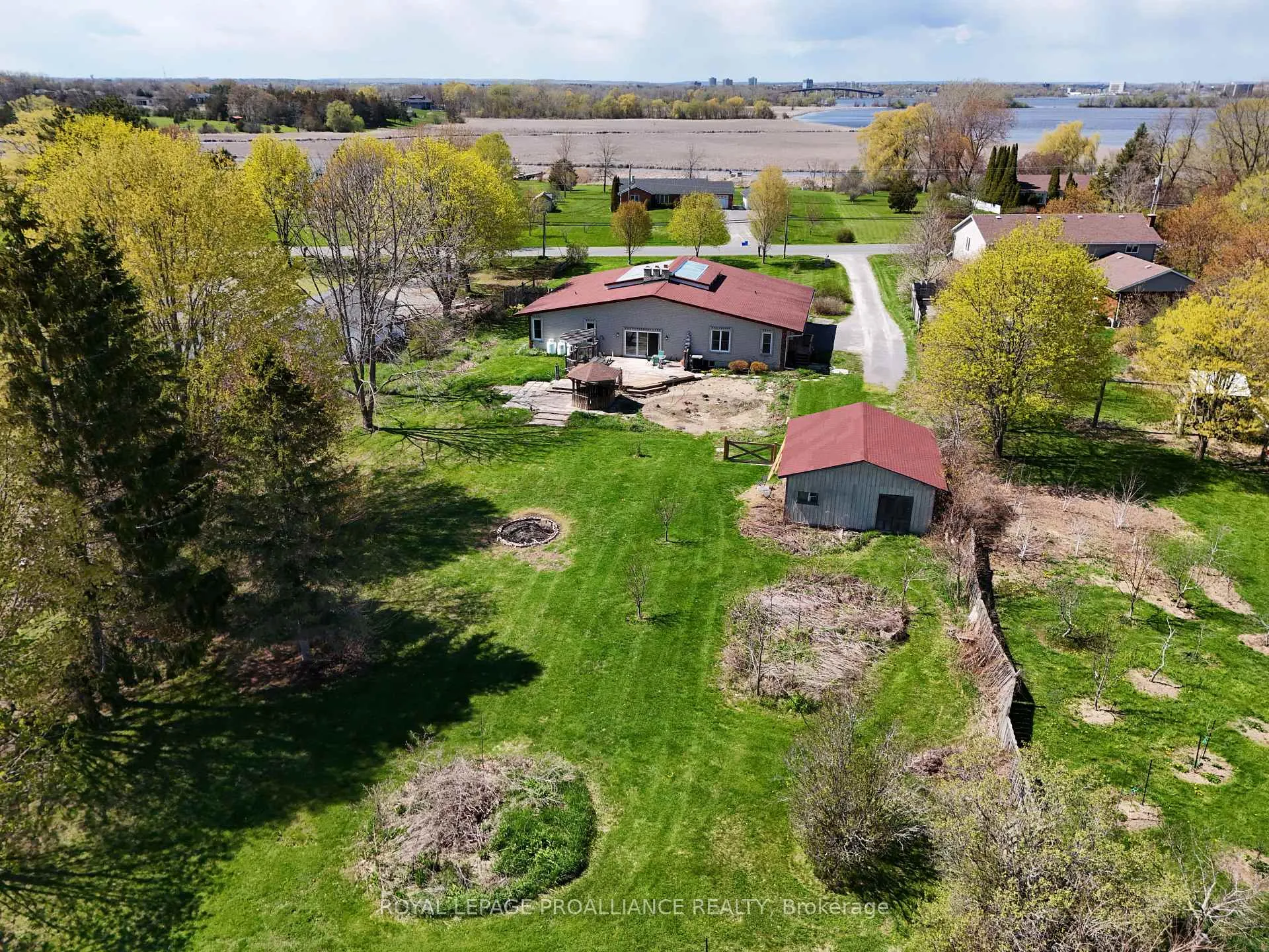 Photo 34 of 138 Massassauga Road, Prince Edward County, Ameliasburg Ward — HOMEH