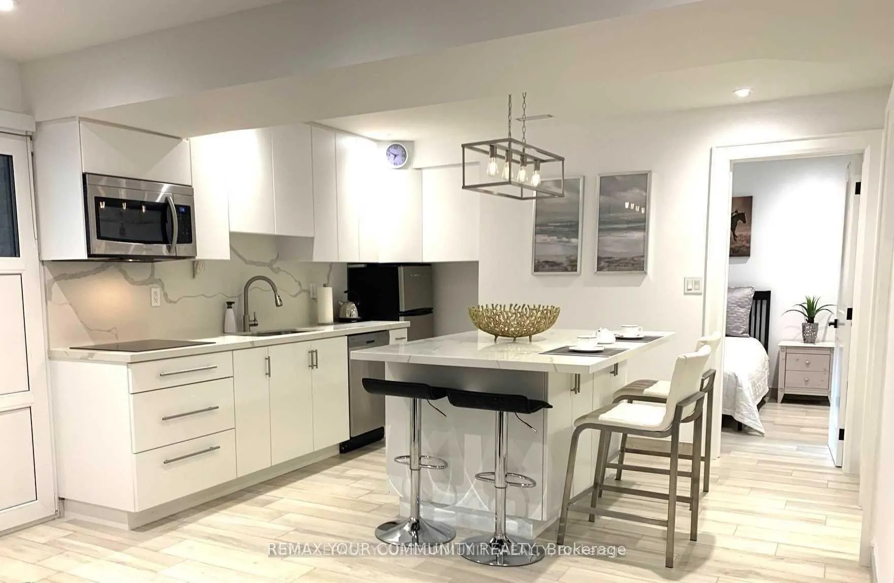 Photo 1 of 7 Van Dusen Boulevard, Etobicoke, Stonegate-Queensway — HOMEH