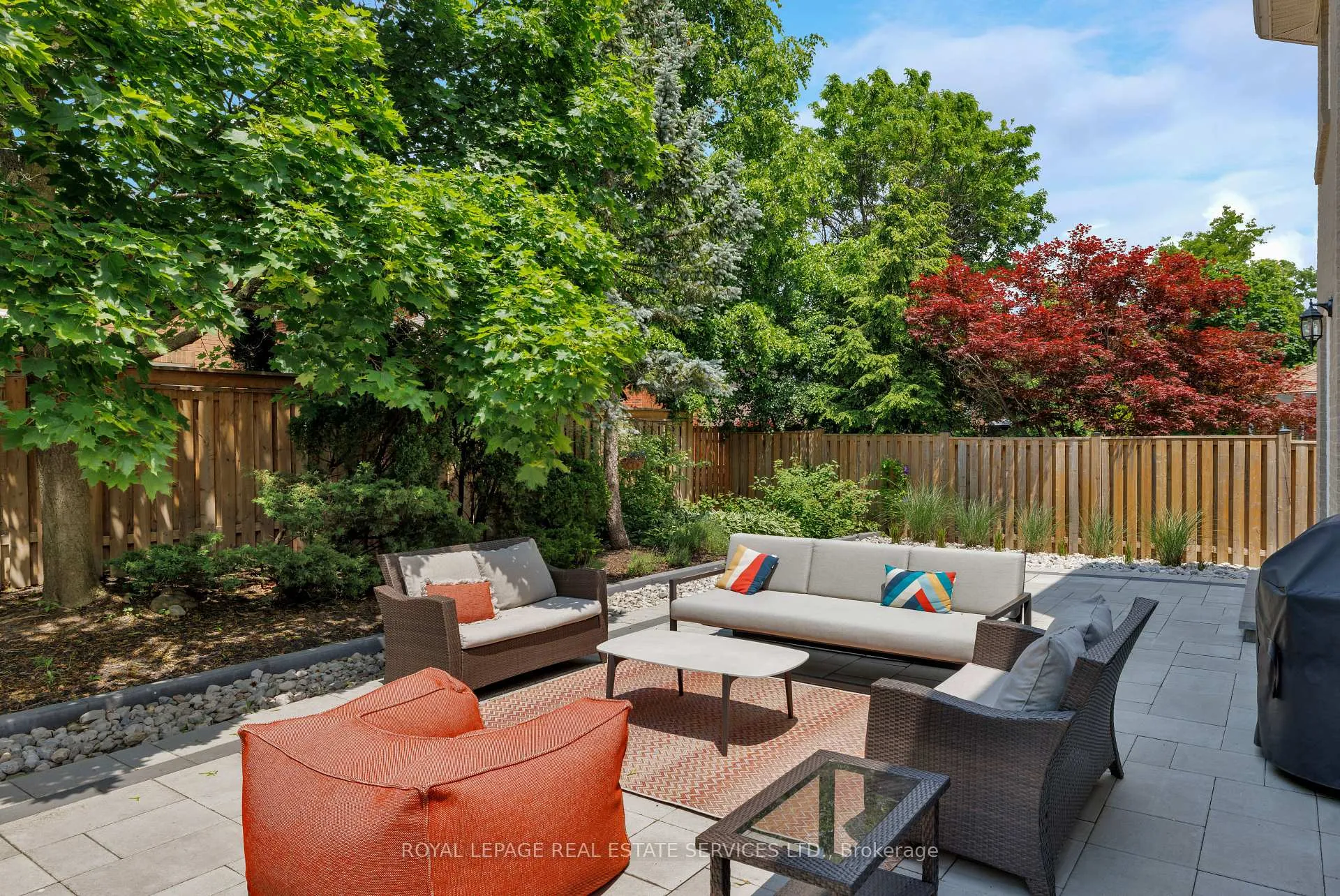Photo 39 of 1061 Summit Ridge Drive, Oakville, West Oak Trails — HOMEH
