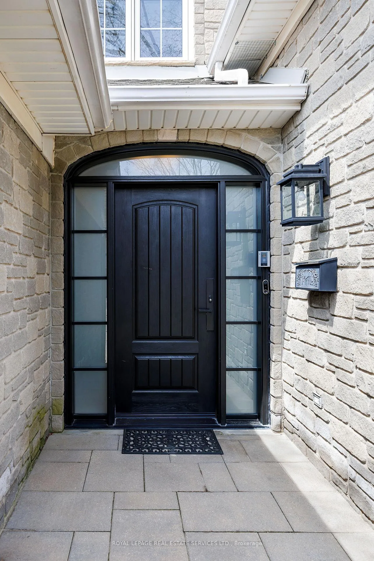 Photo 43 of 1061 Summit Ridge Drive, Oakville, West Oak Trails — HOMEH