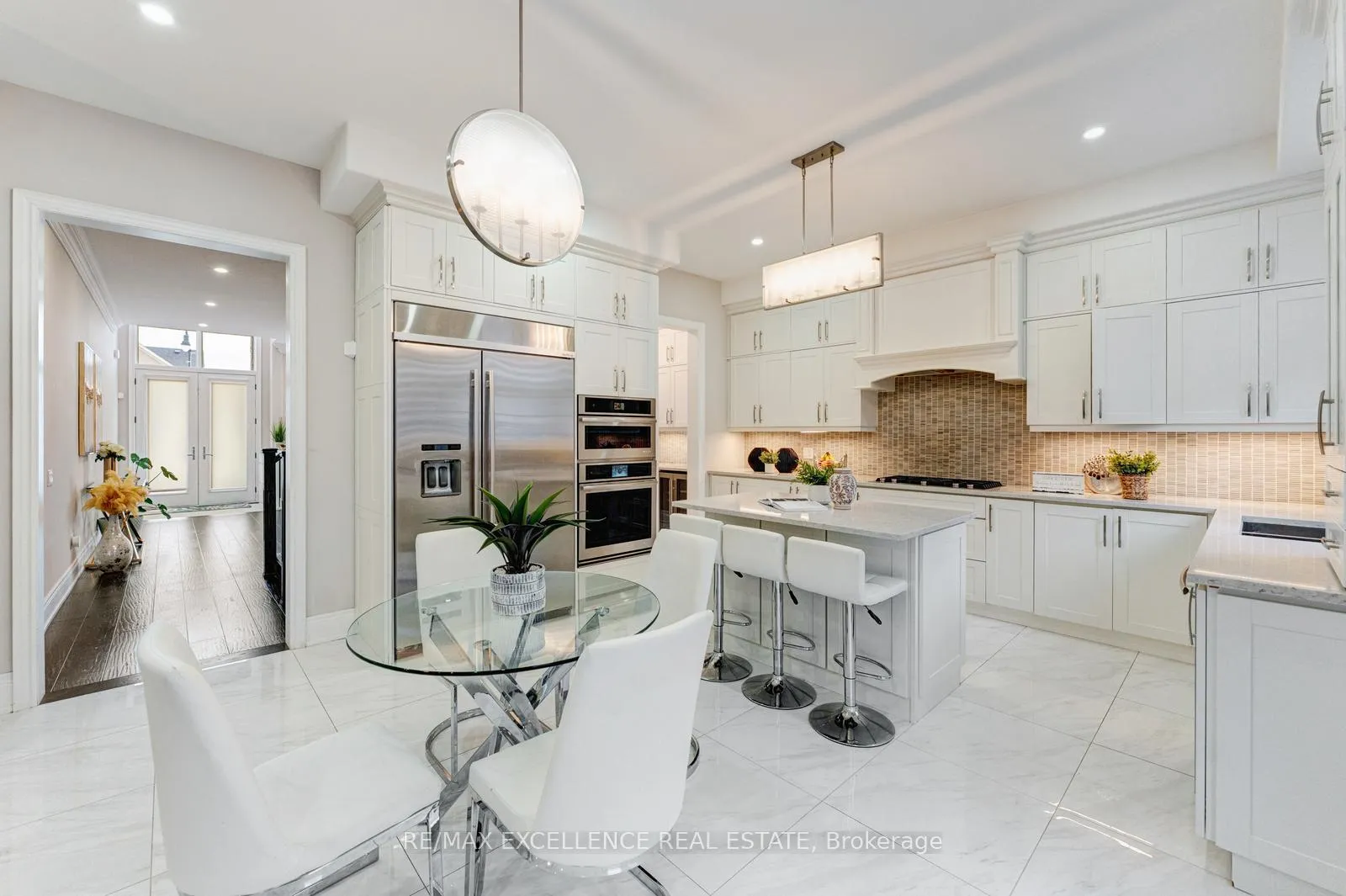 Photo 12 of 8 Settlers Field Road, Brampton, Northwest Brampton — HOMEH
