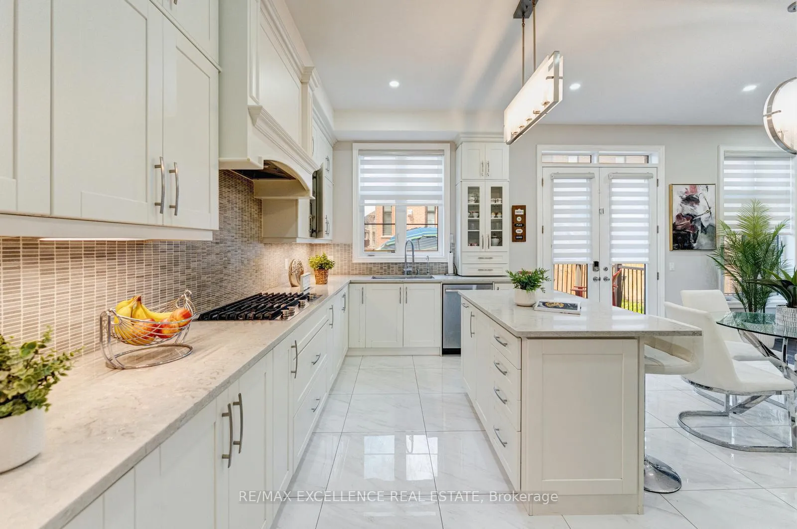 Photo 13 of 8 Settlers Field Road, Brampton, Northwest Brampton — HOMEH