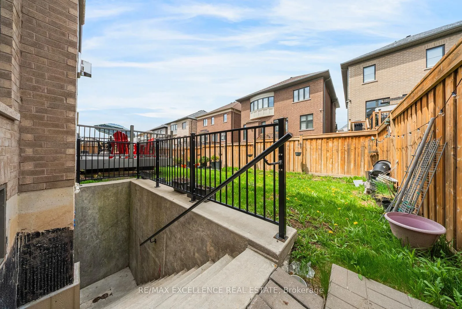 Photo 47 of 8 Settlers Field Road, Brampton, Northwest Brampton — HOMEH