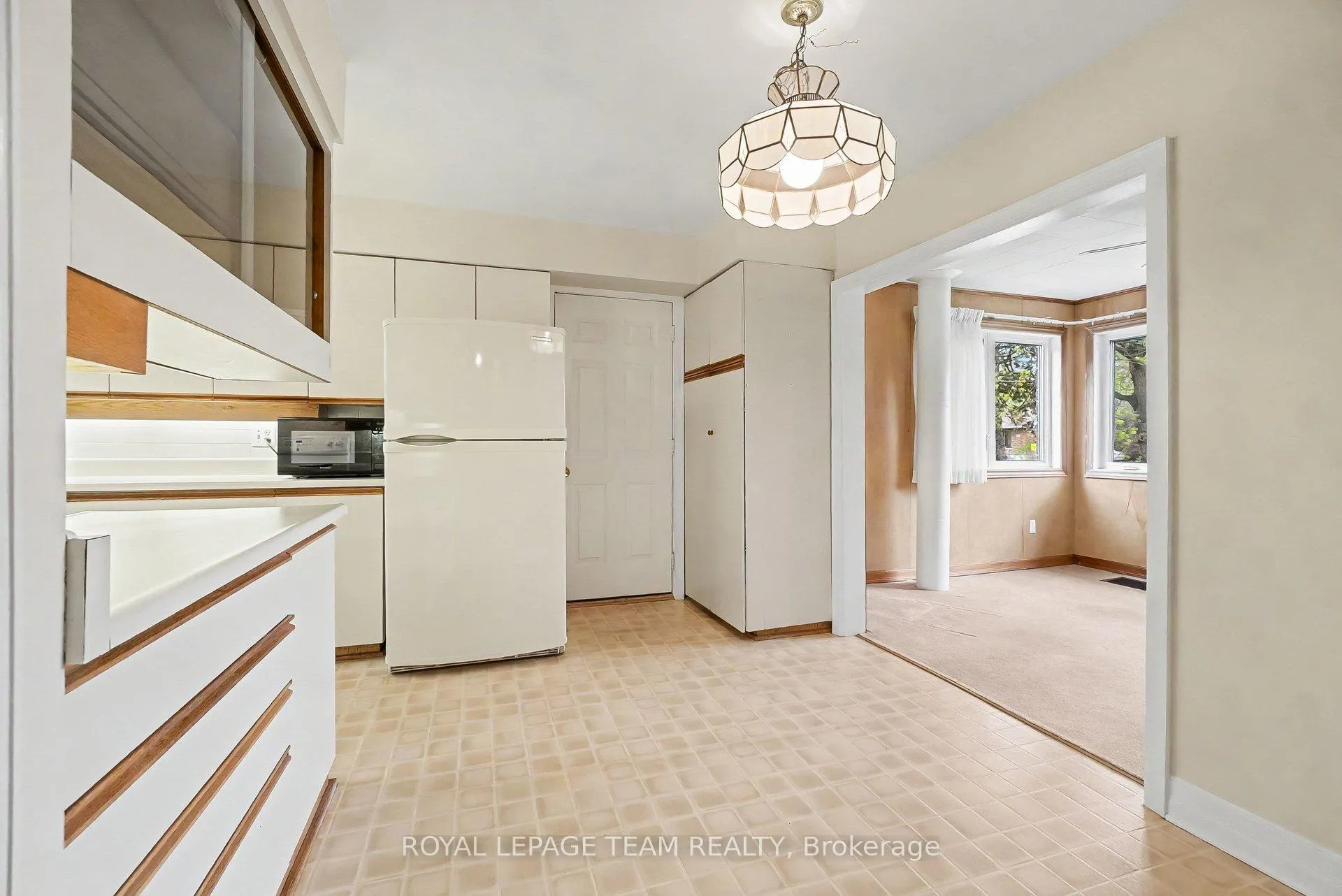 Photo 8 of 72 Fowler Street, Ottawa, Richmond — HOMEH