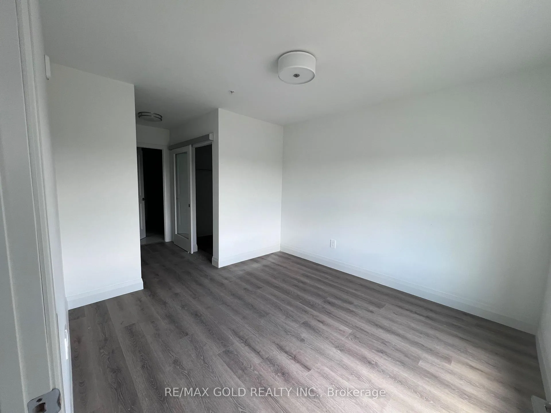 Photo 8 of Unit 806, 1333 Weber Street E, Kitchener — HOMEH