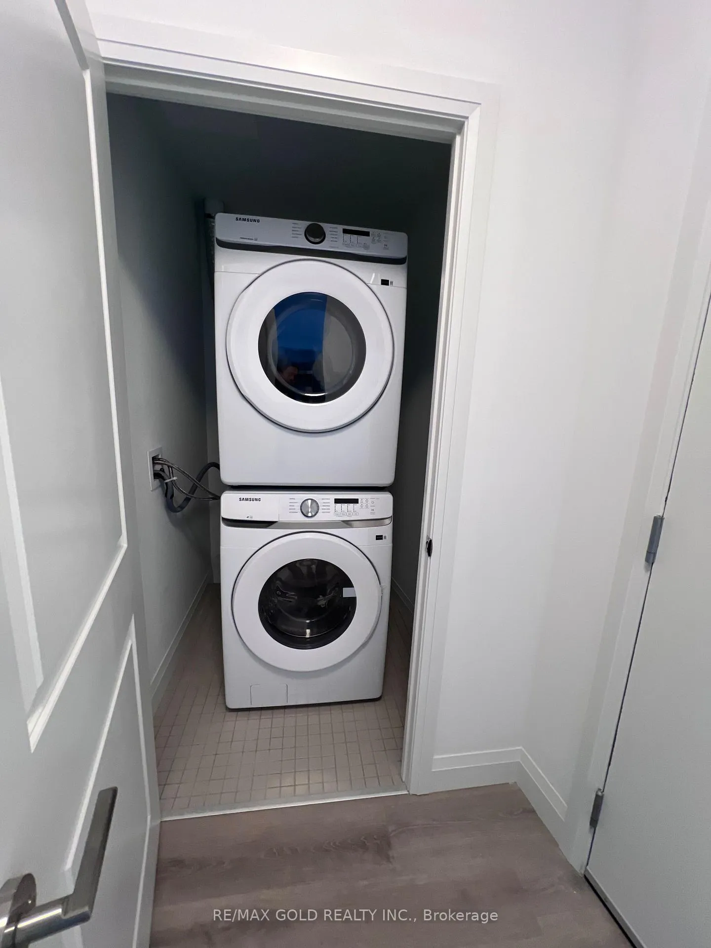 Photo 15 of Unit 806, 1333 Weber Street E, Kitchener — HOMEH