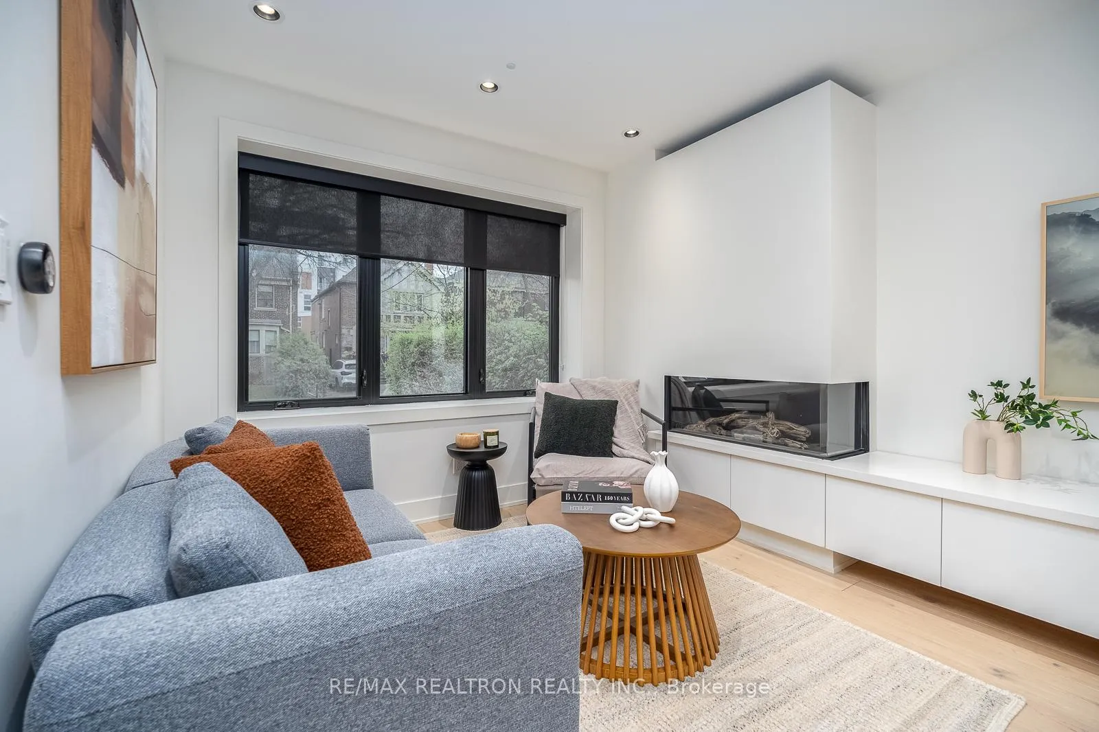 Photo 6 of 16 Peveril Hill N, Toronto, Humewood-Cedarvale — HOMEH