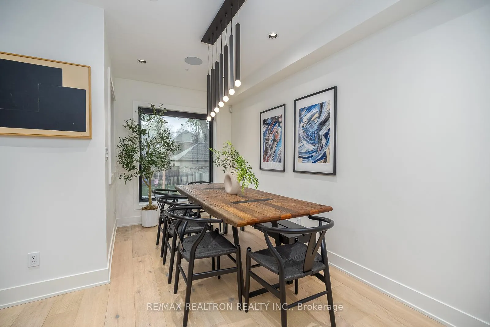 Photo 12 of 16 Peveril Hill N, Toronto, Humewood-Cedarvale — HOMEH