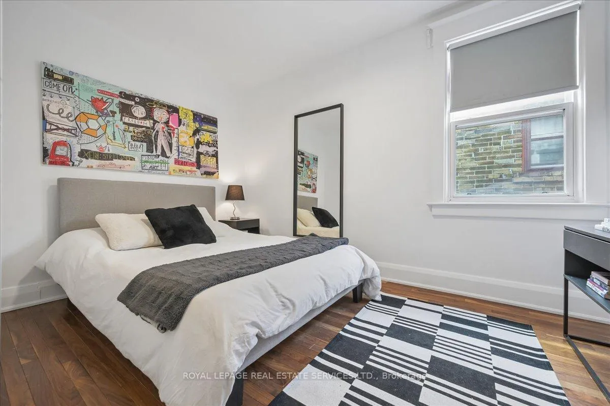 Photo 26 of 104 Oakcrest Avenue, Toronto, East End-Danforth — HOMEH