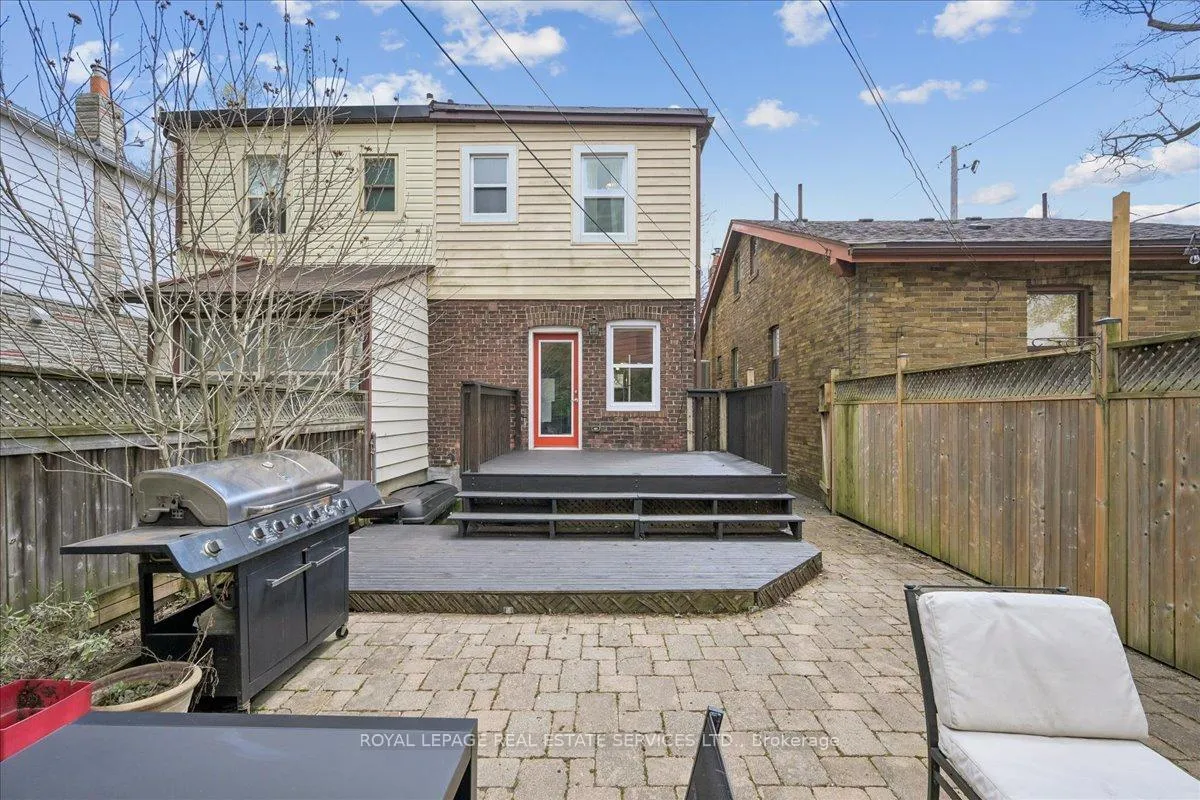 Photo 38 of 104 Oakcrest Avenue, Toronto, East End-Danforth — HOMEH