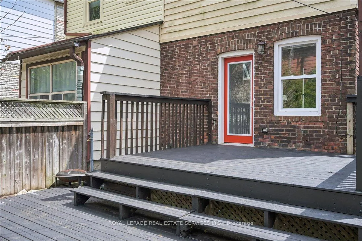 Photo 40 of 104 Oakcrest Avenue, Toronto, East End-Danforth — HOMEH