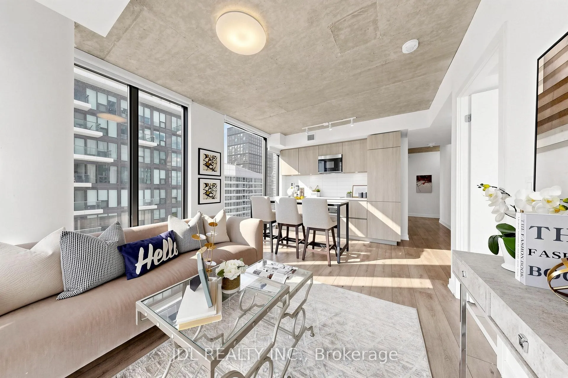 Photo 2 of Unit 2502, 47 Mutual Street, Toronto, Church-Yonge Corridor — HOMEH