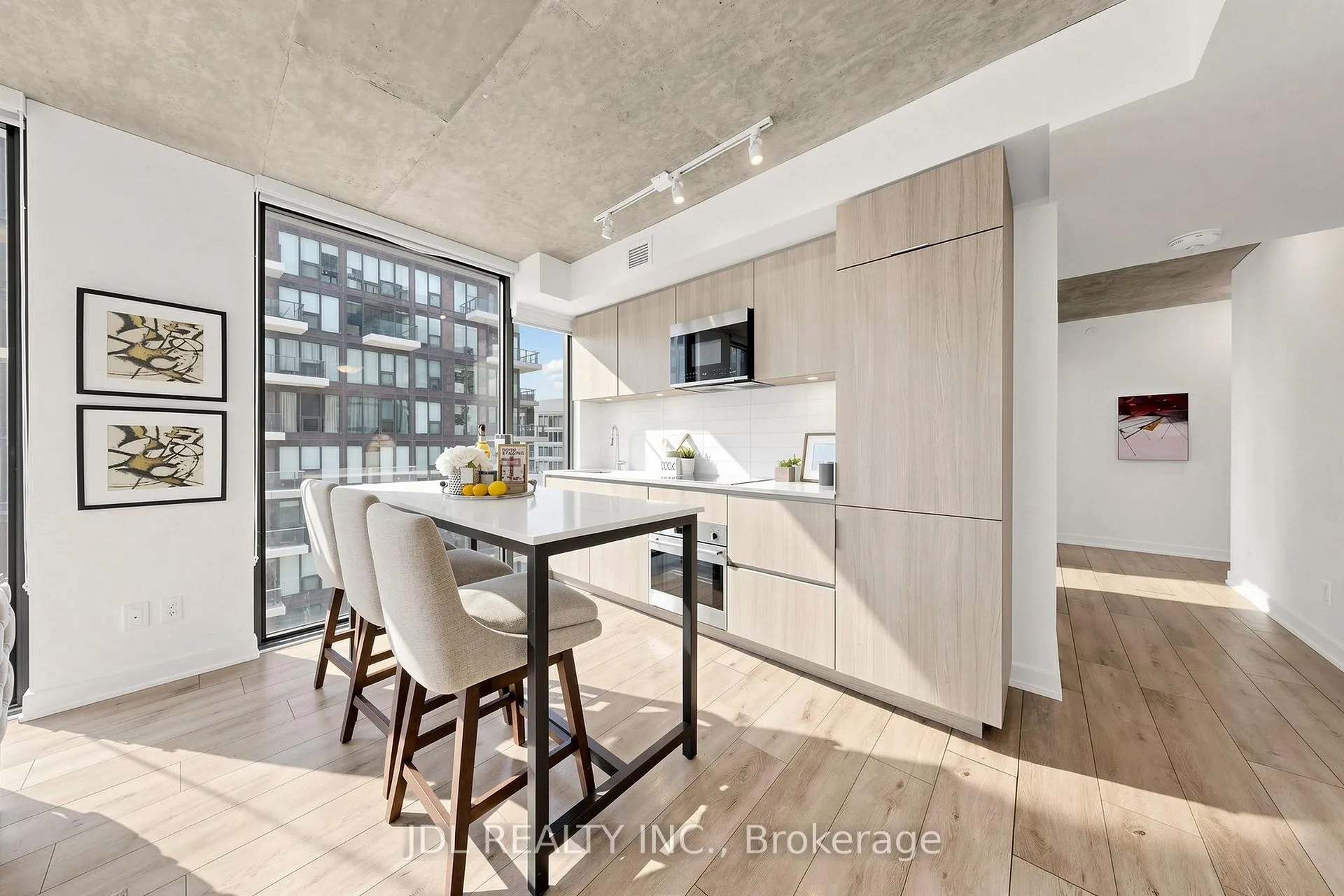 Photo 4 of Unit 2502, 47 Mutual Street, Toronto, Church-Yonge Corridor — HOMEH