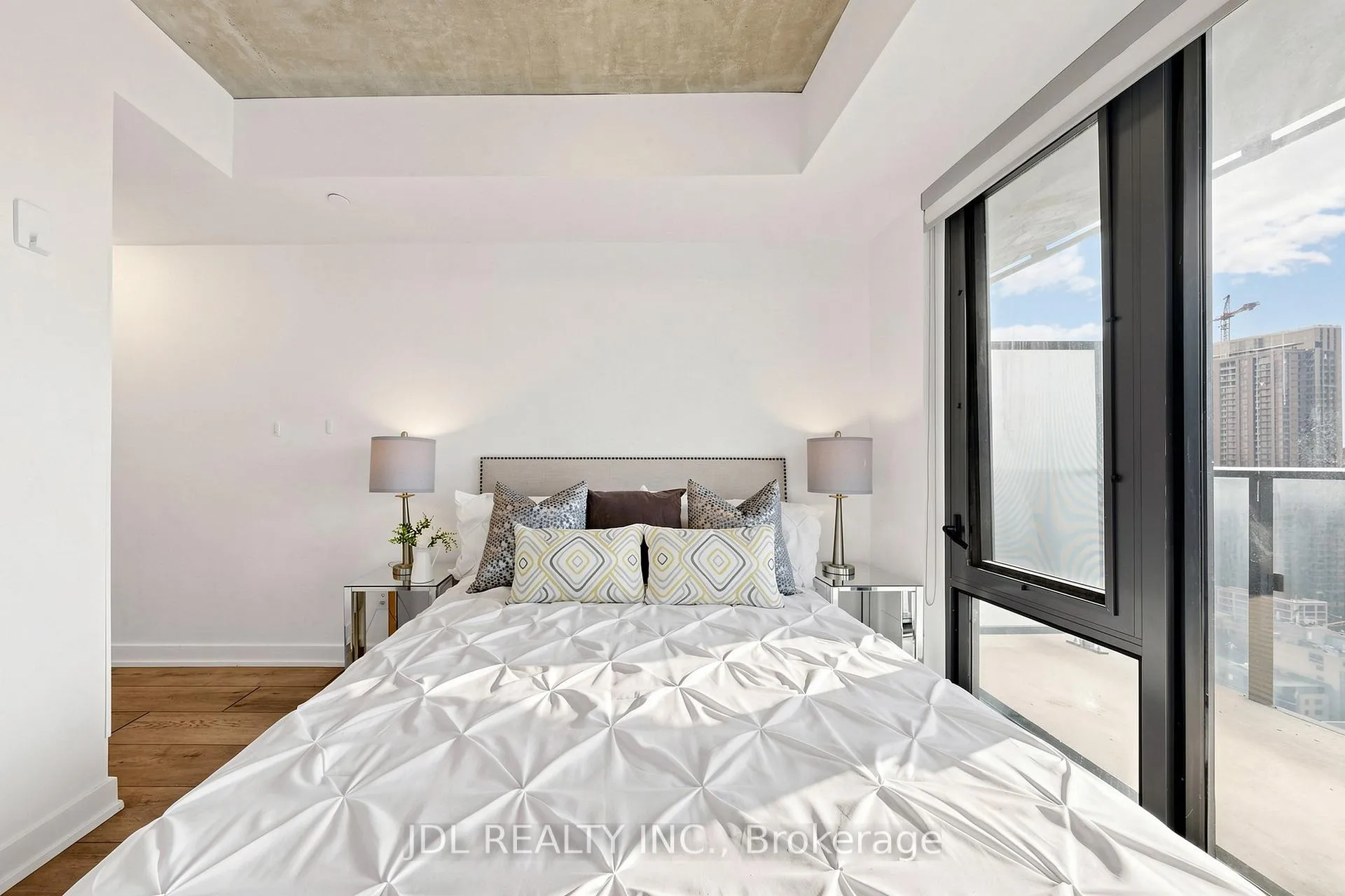Photo 9 of Unit 2502, 47 Mutual Street, Toronto, Church-Yonge Corridor — HOMEH