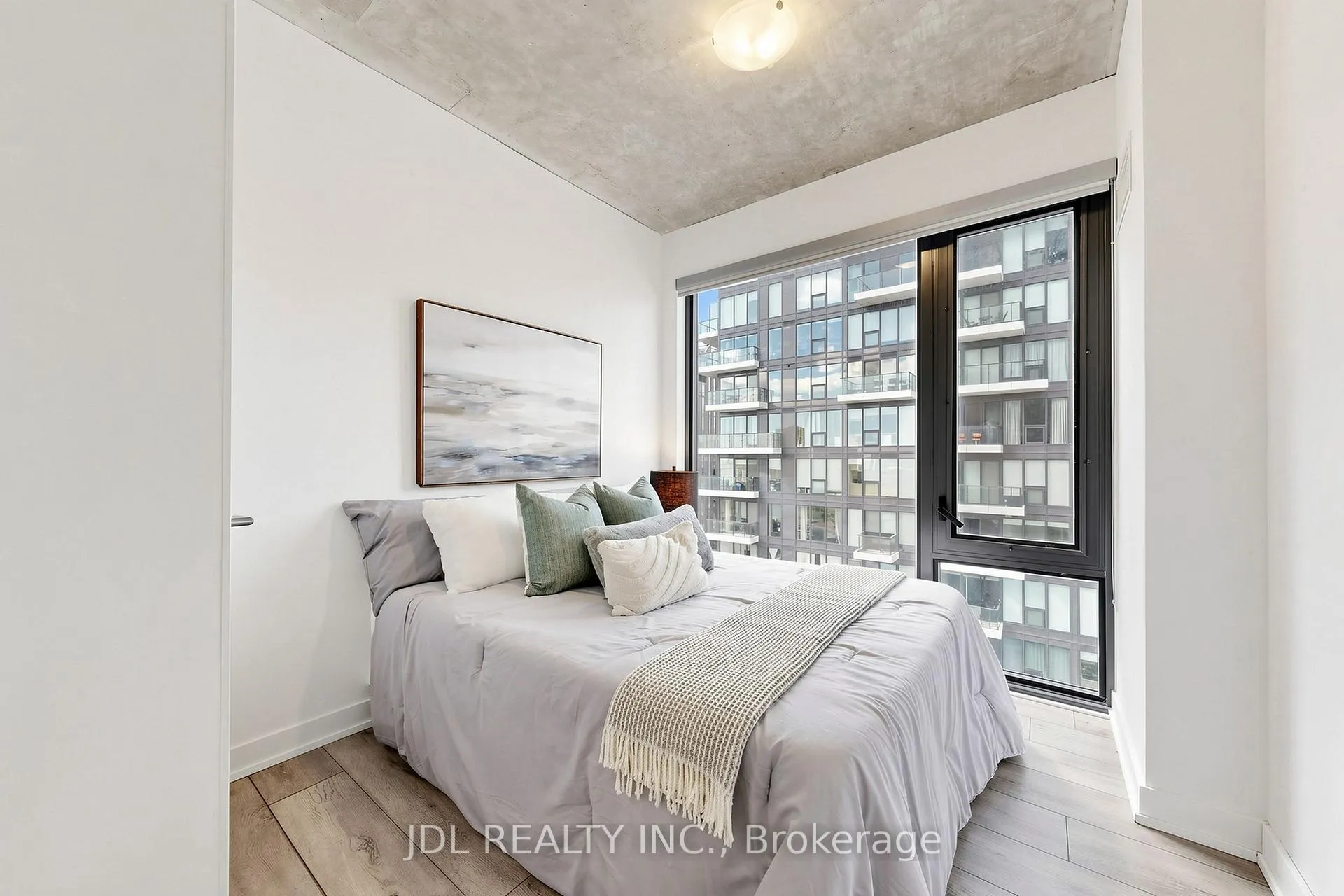 Photo 12 of Unit 2502, 47 Mutual Street, Toronto, Church-Yonge Corridor — HOMEH