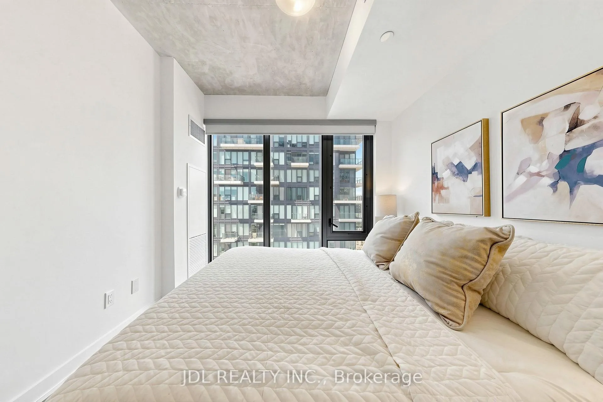 Photo 19 of Unit 2502, 47 Mutual Street, Toronto, Church-Yonge Corridor — HOMEH