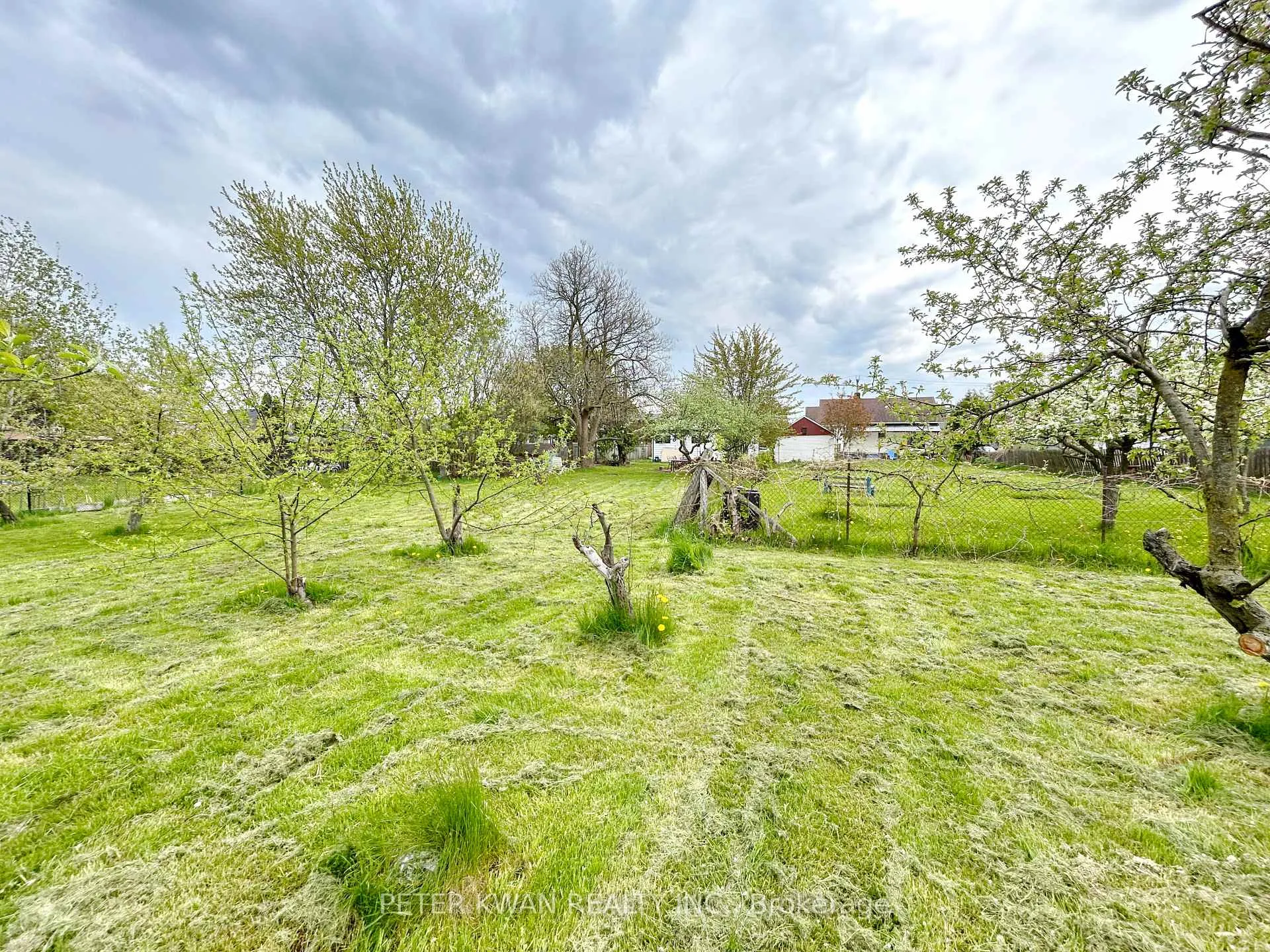Photo 30 of 4977 John Street, Lincoln, Beamsville — HOMEH