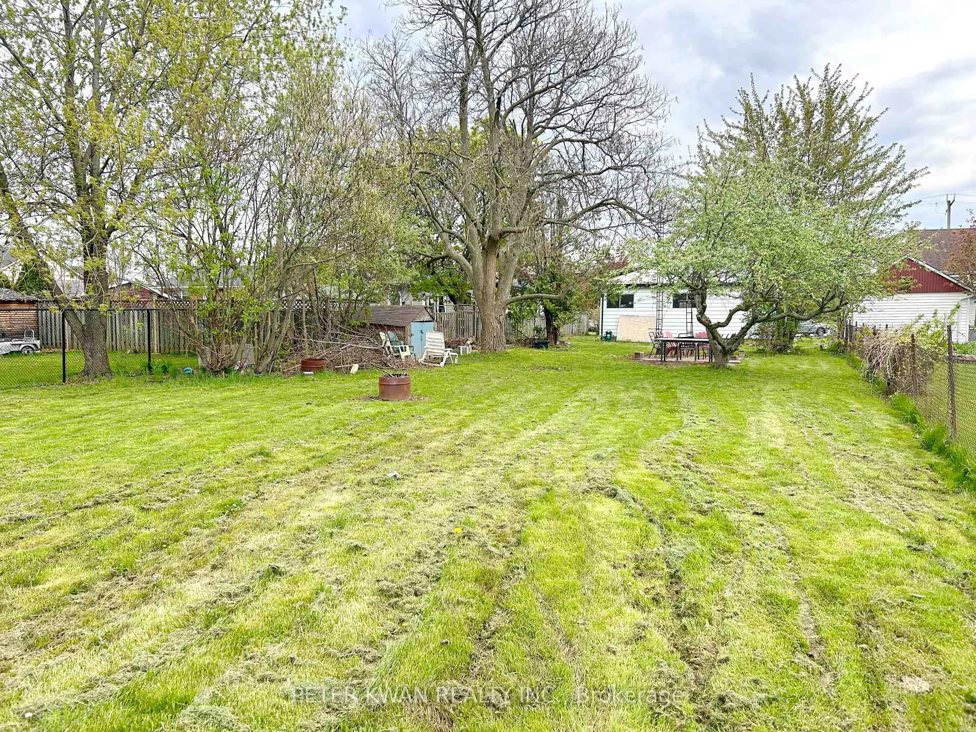 Photo 32 of 4977 John Street, Lincoln, Beamsville — HOMEH