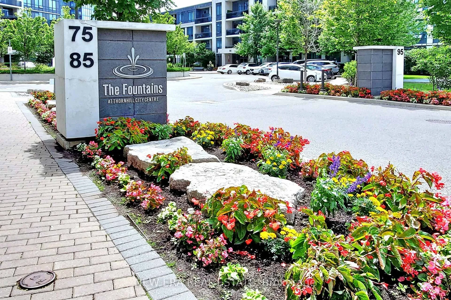 Photo 2 of Unit 1206, 75 North Park Road, Vaughan, Beverley Glen — HOMEH