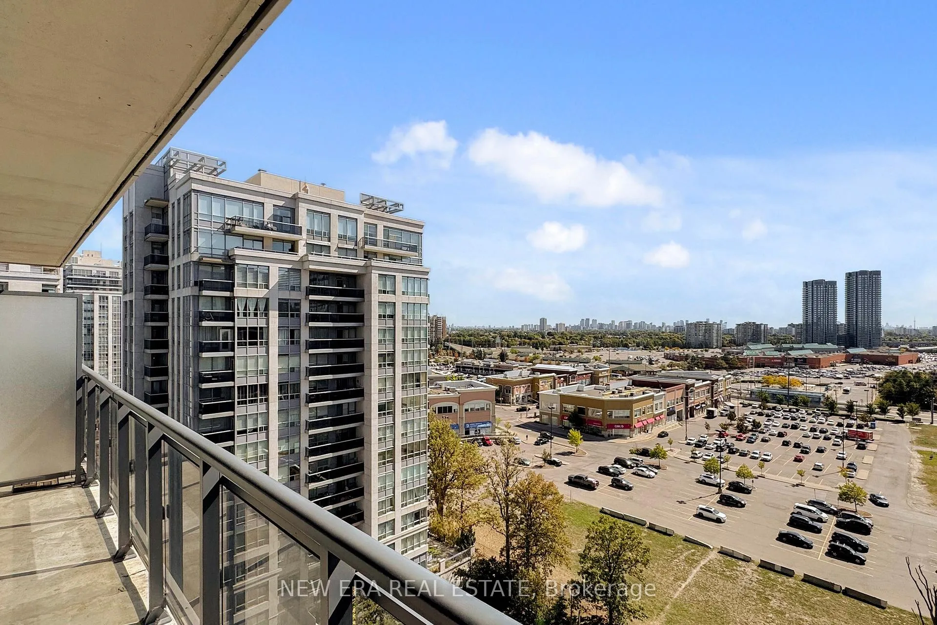Photo 11 of Unit 1206, 75 North Park Road, Vaughan, Beverley Glen — HOMEH