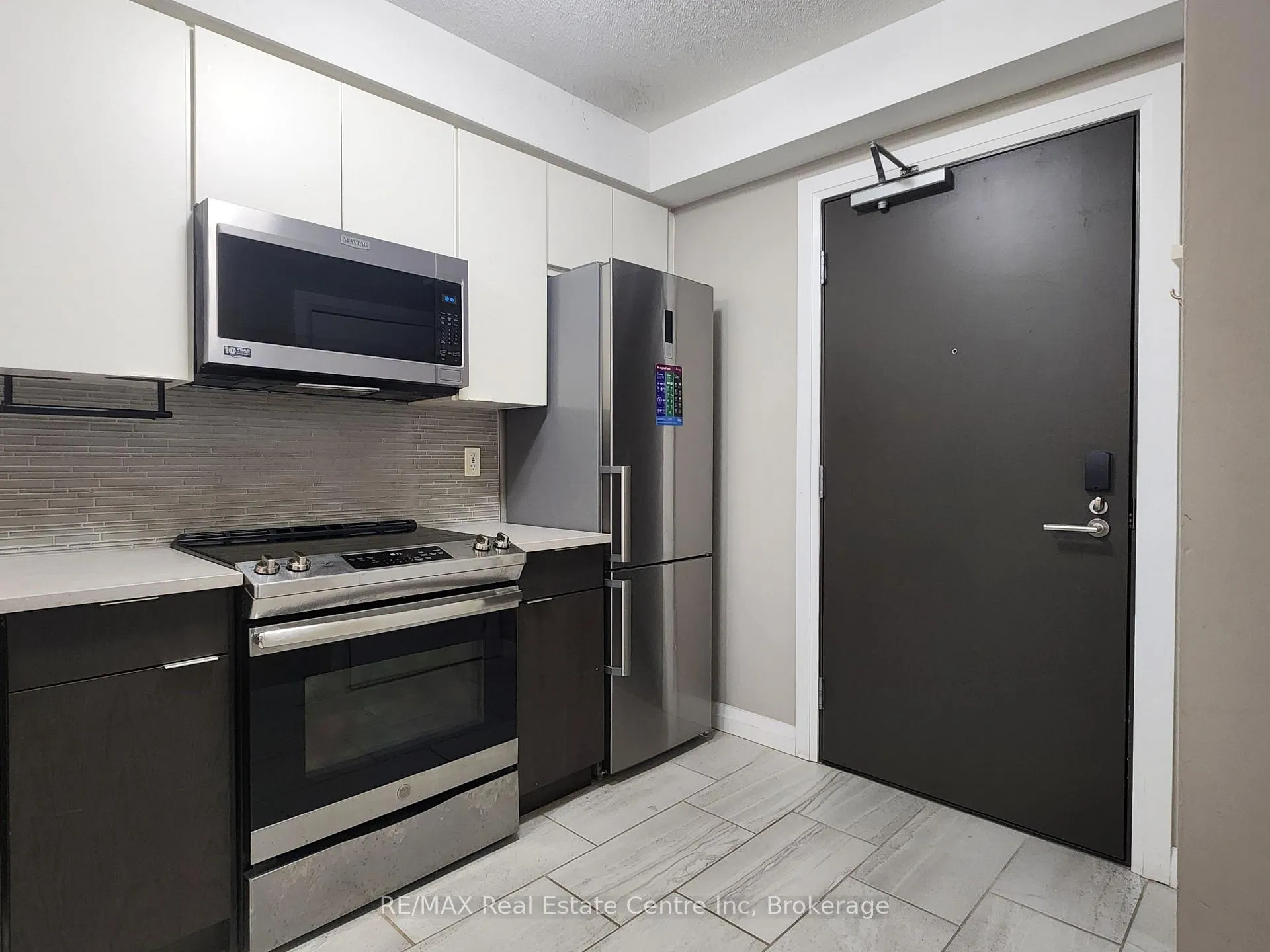 Photo 3 of Unit 311, 63 Arthur Street, Guelph, St. Patrick's Ward — HOMEH