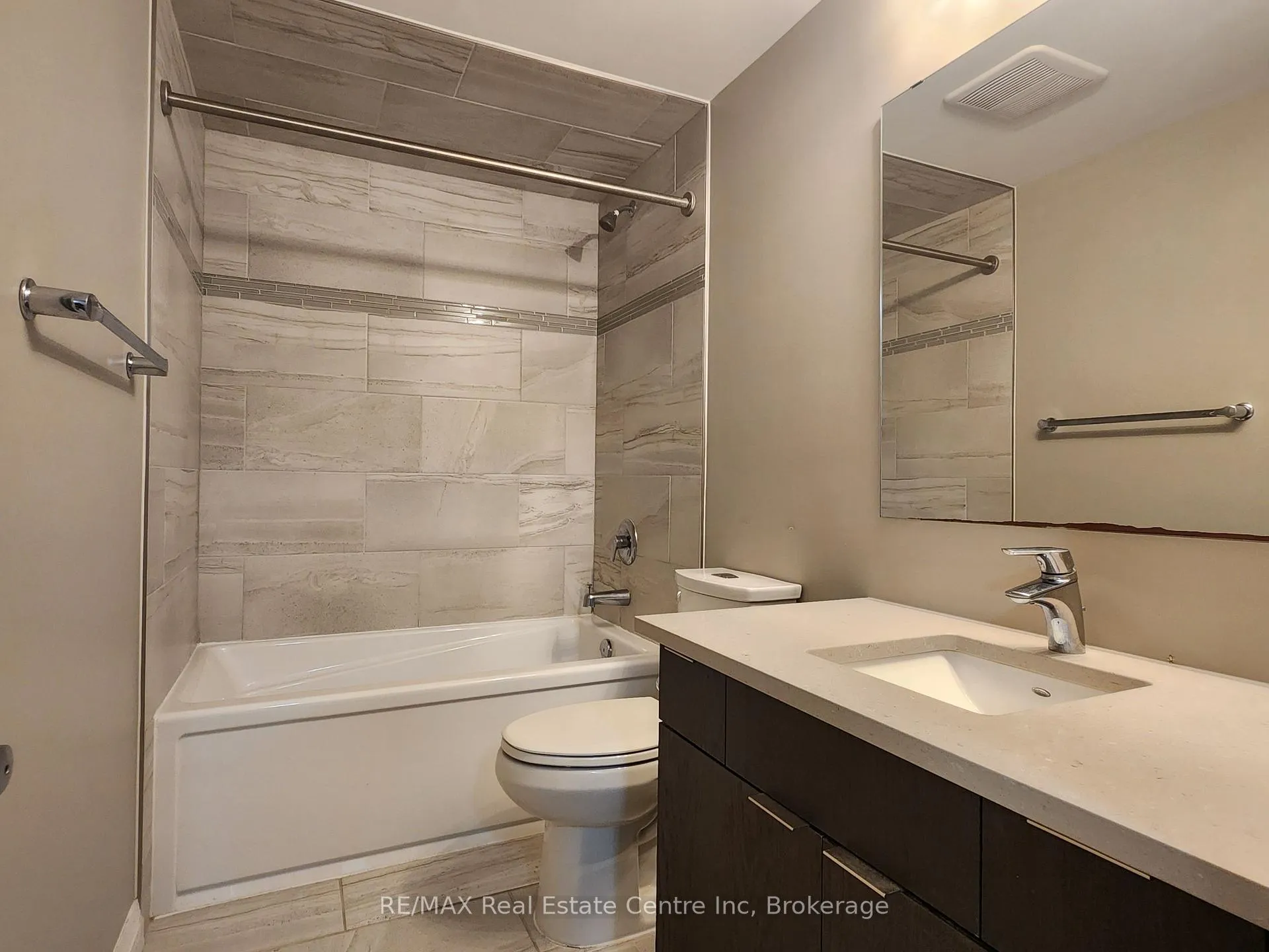Photo 10 of Unit 311, 63 Arthur Street, Guelph, St. Patrick's Ward — HOMEH
