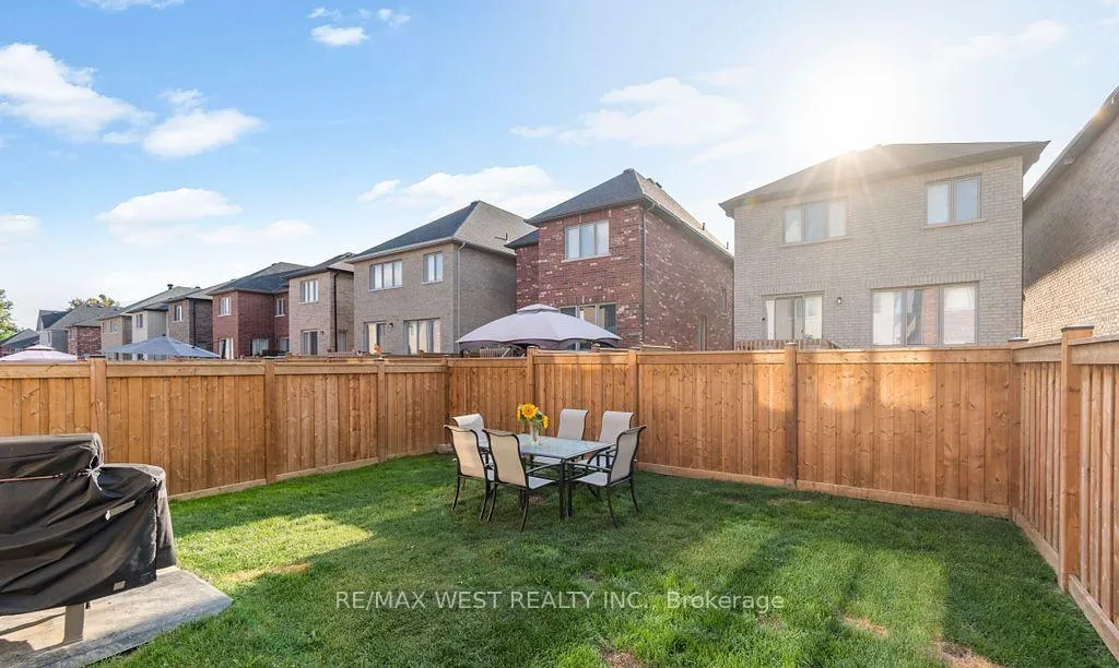 Photo 23 of 2132 Wilson Street, Innisfil, Alcona — HOMEH