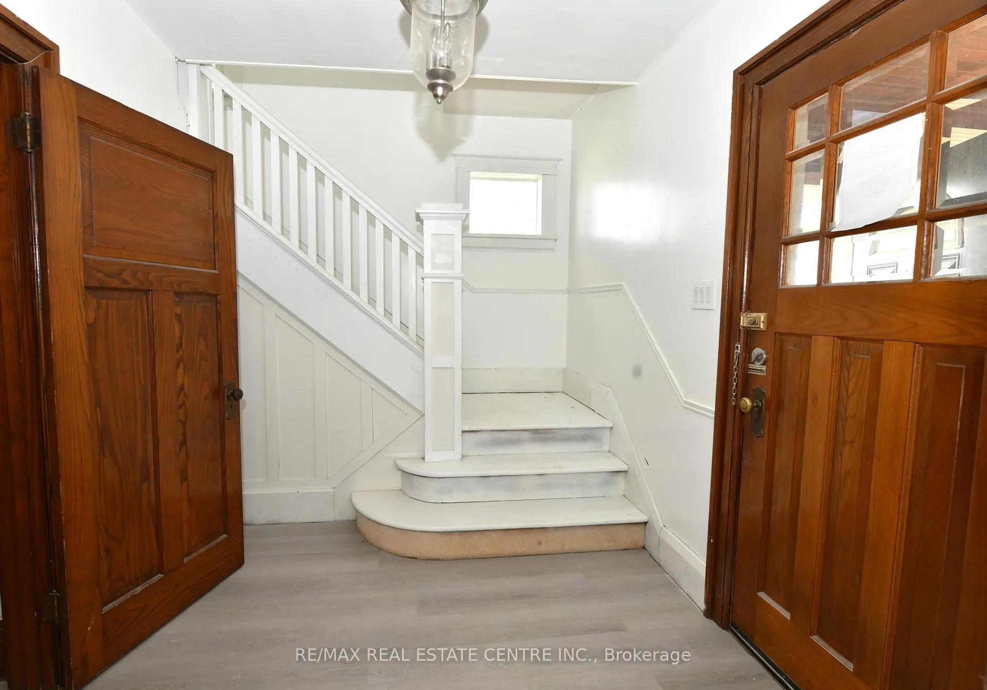 Photo 2 of 540 Wellington Avenue S, North Perth, Listowel — HOMEH