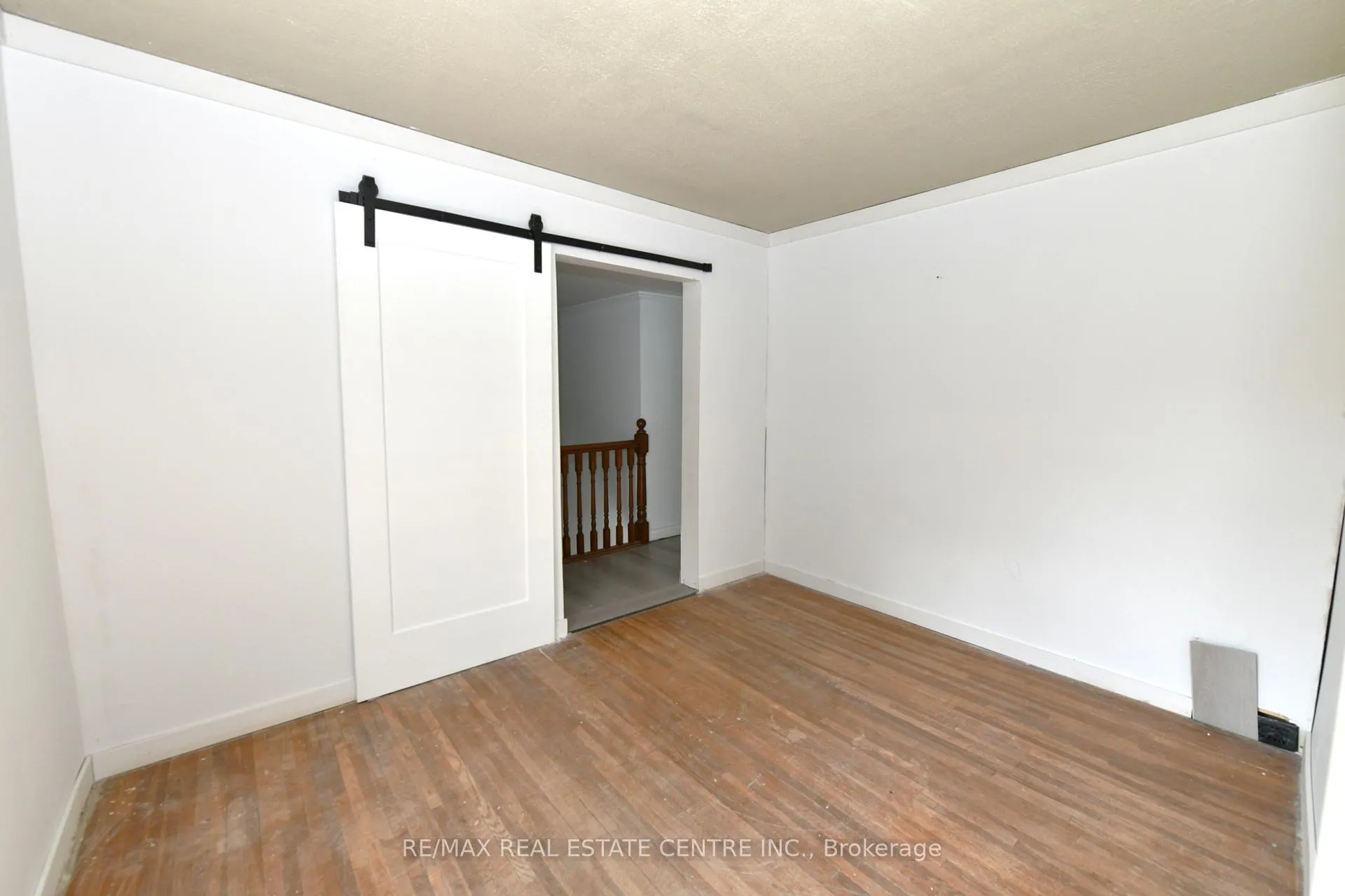 Photo 10 of 540 Wellington Avenue S, North Perth, Listowel — HOMEH