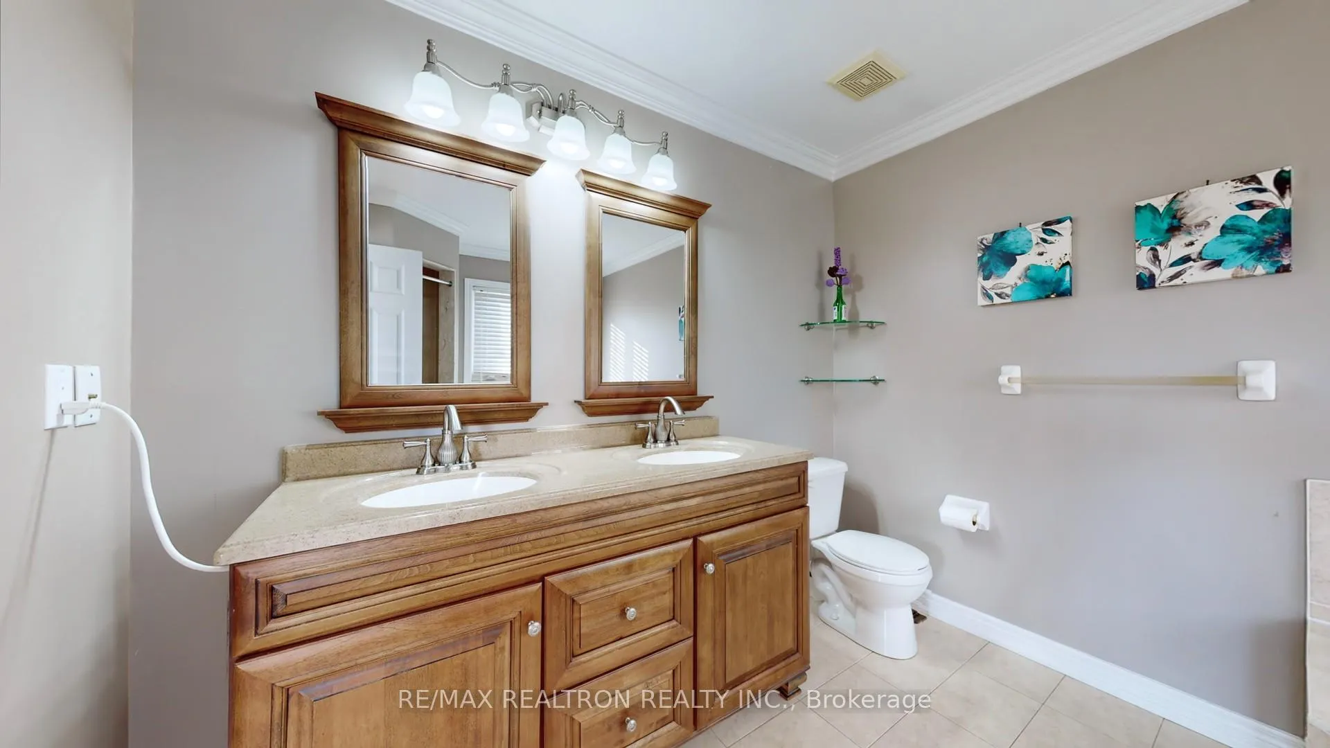 Photo 19 of 275 Peak Point Boulevard, Vaughan, Rural Vaughan — HOMEH