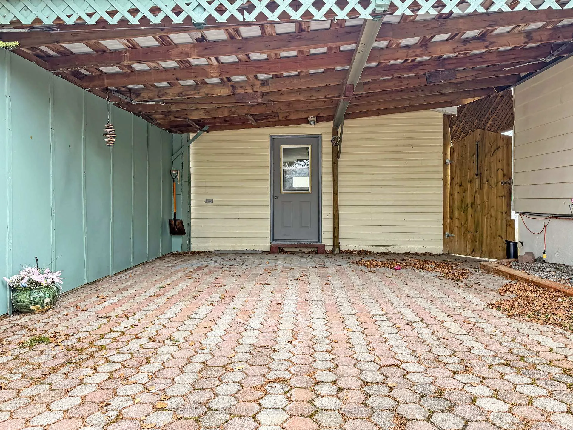 Photo 34 of 180 Trailer Park Road, Smooth Rock Falls, SRF — HOMEH