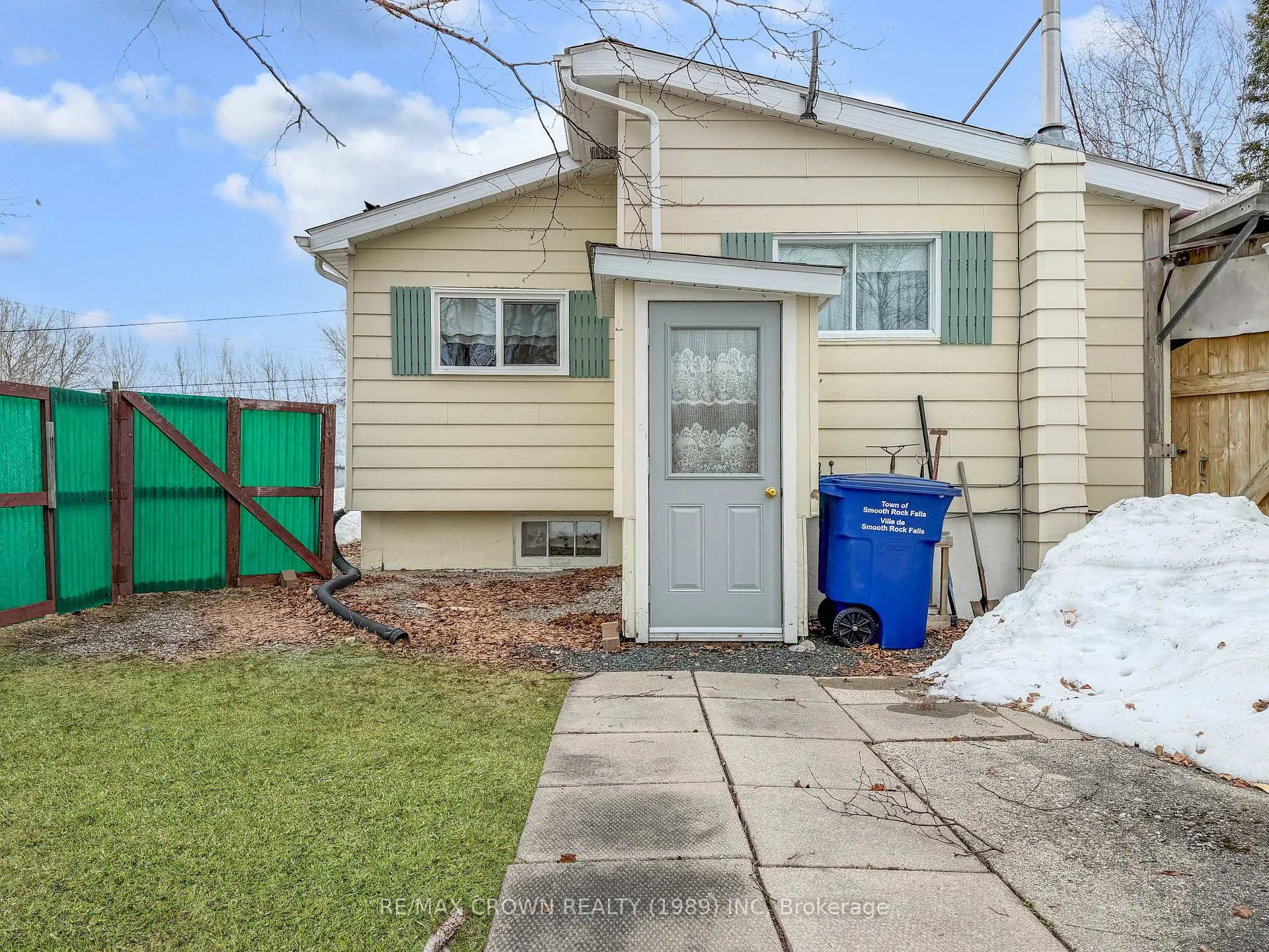 Photo 41 of 180 Trailer Park Road, Smooth Rock Falls, SRF — HOMEH