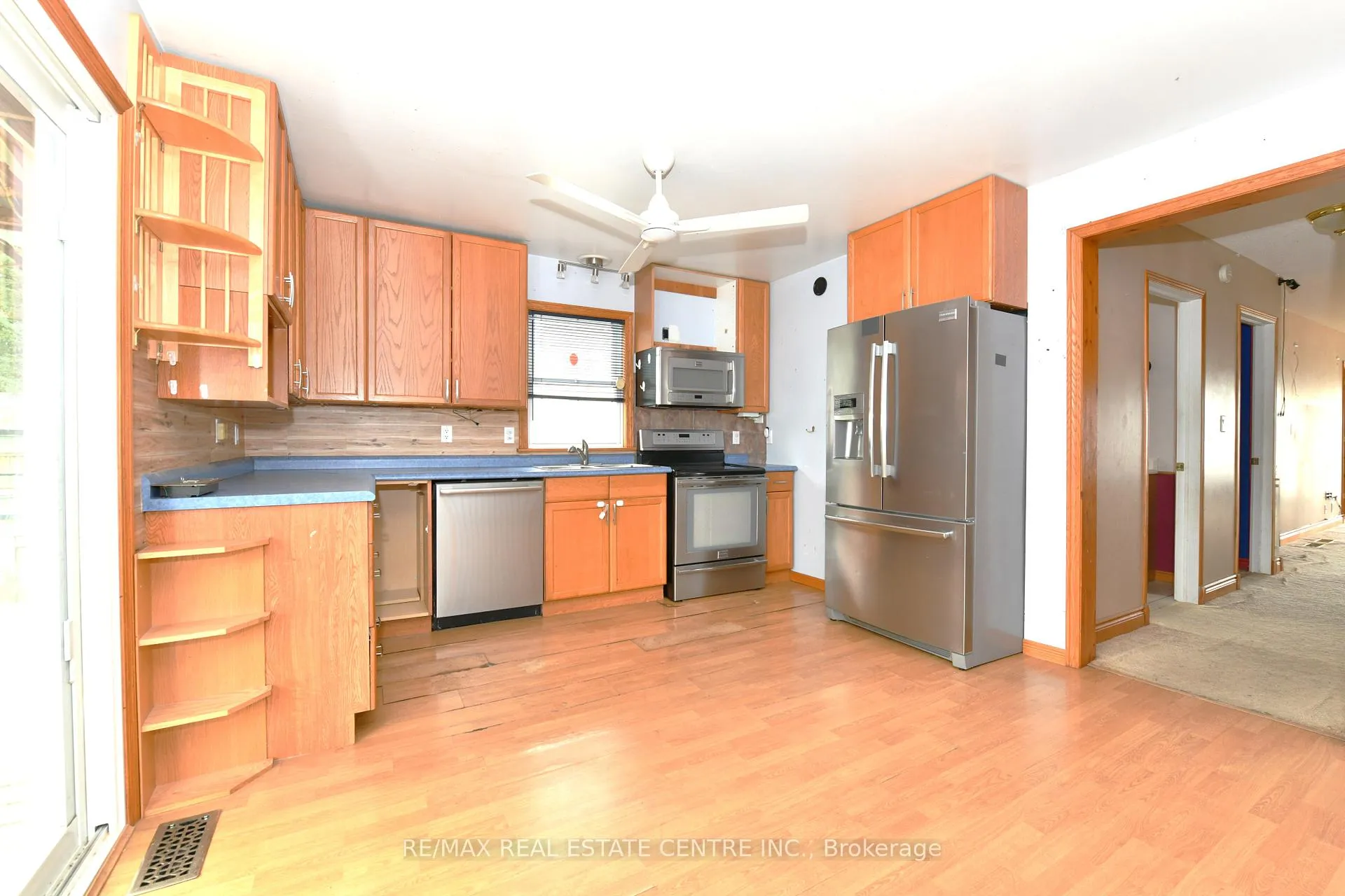 Photo 8 of 274 Wellington Street, St. Thomas — HOMEH