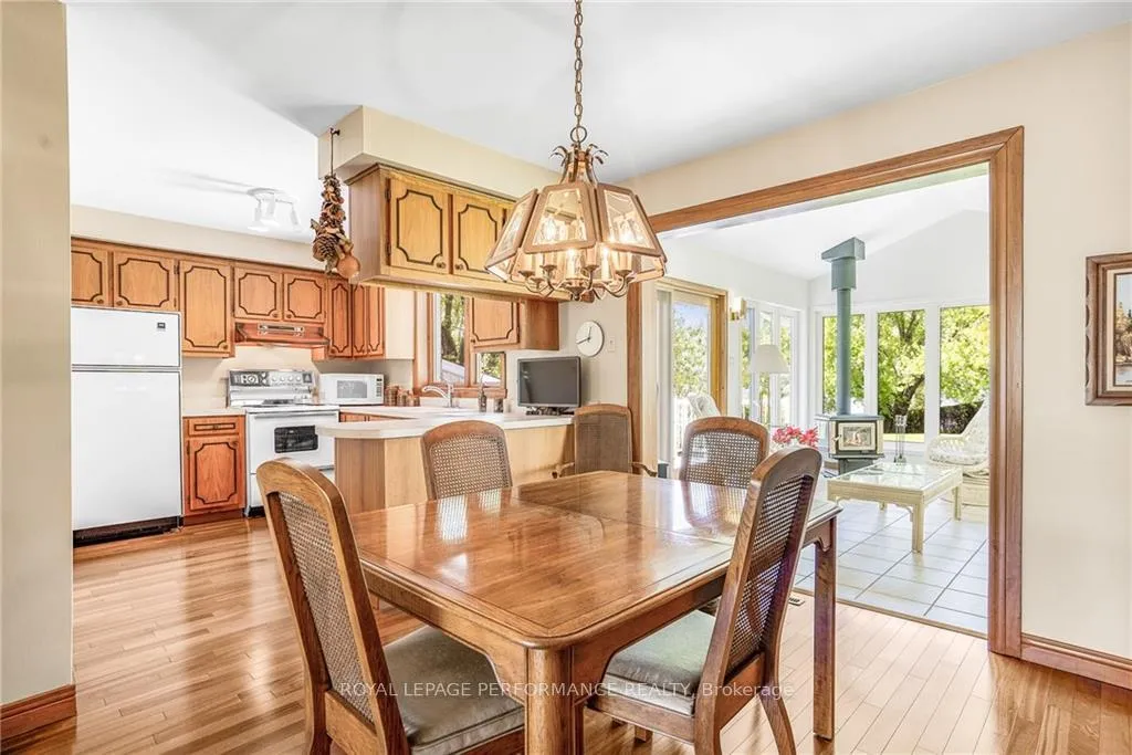 Photo 7 of 1192 Bay Road, Champlain, L'Orignal — HOMEH