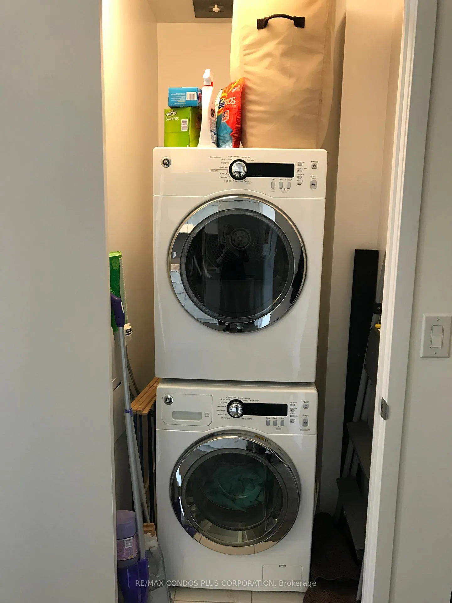 Photo 8 of Unit 2511, 55 Regent Park Boulevard, Toronto, Regent Park — HOMEH