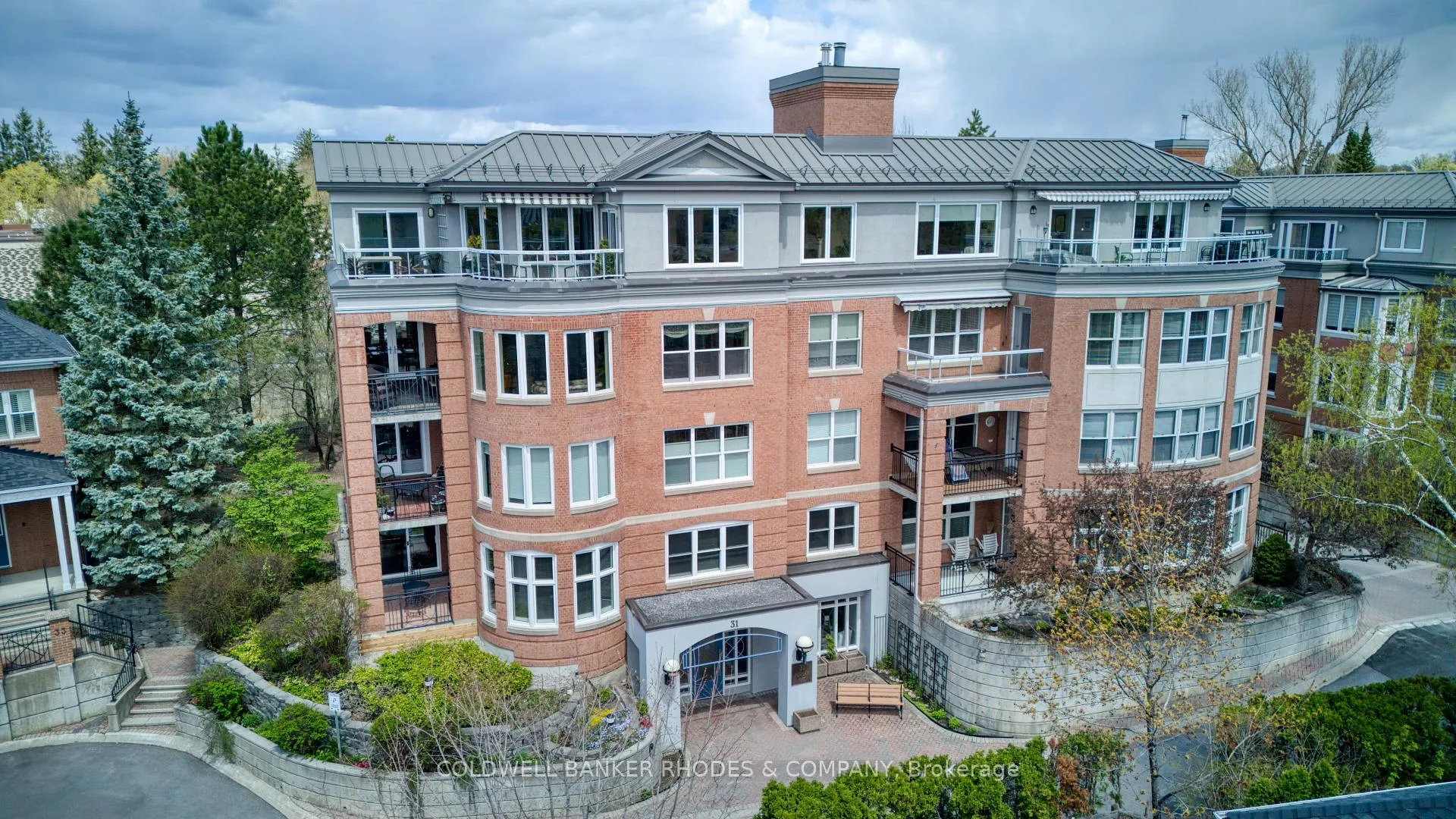 Photo 1 of Unit 302, 31 Durham Private, Ottawa, Lindenlea — HOMEH