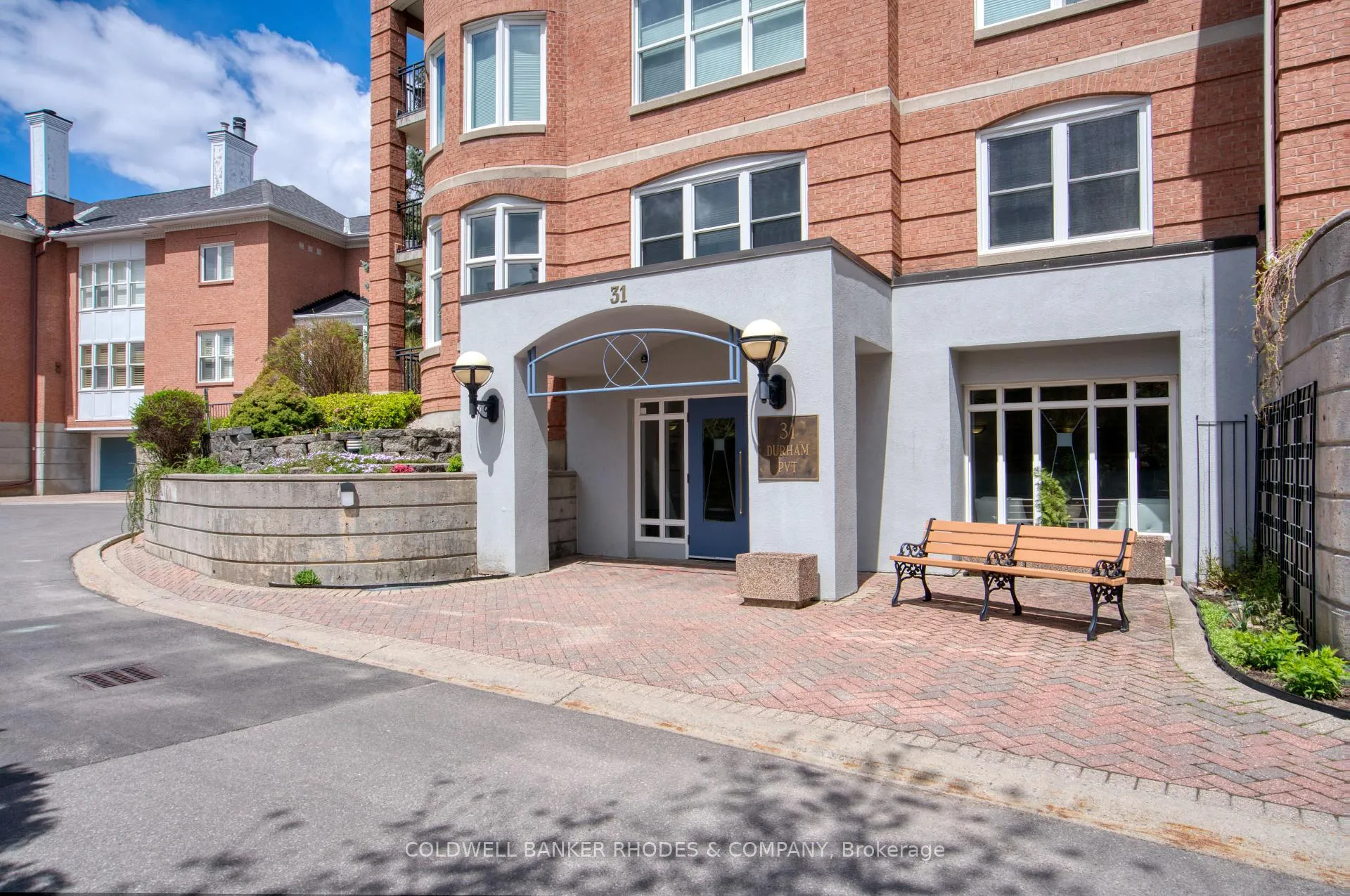 Photo 2 of Unit 302, 31 Durham Private, Ottawa, Lindenlea — HOMEH