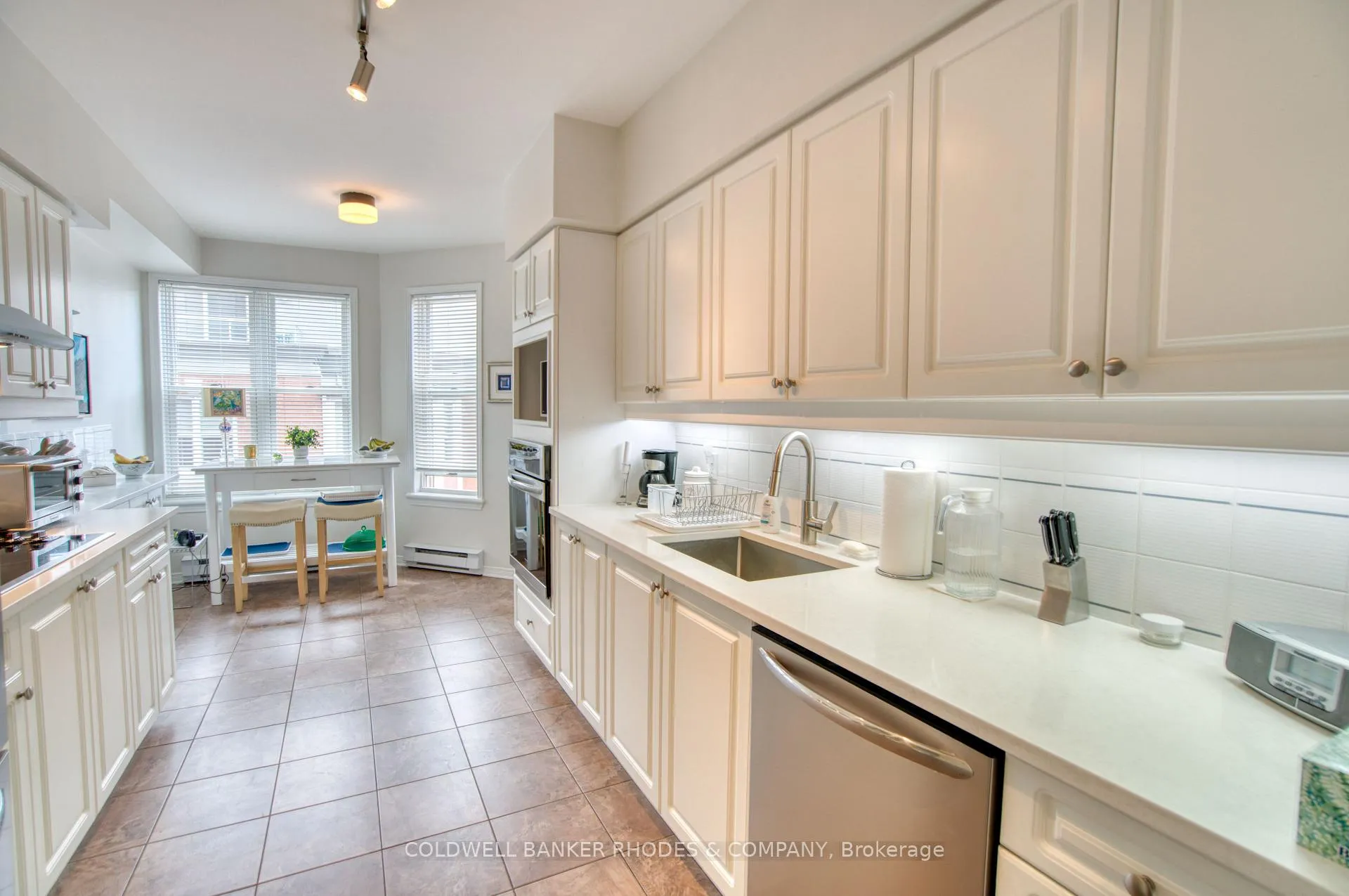 Photo 12 of Unit 302, 31 Durham Private, Ottawa, Lindenlea — HOMEH