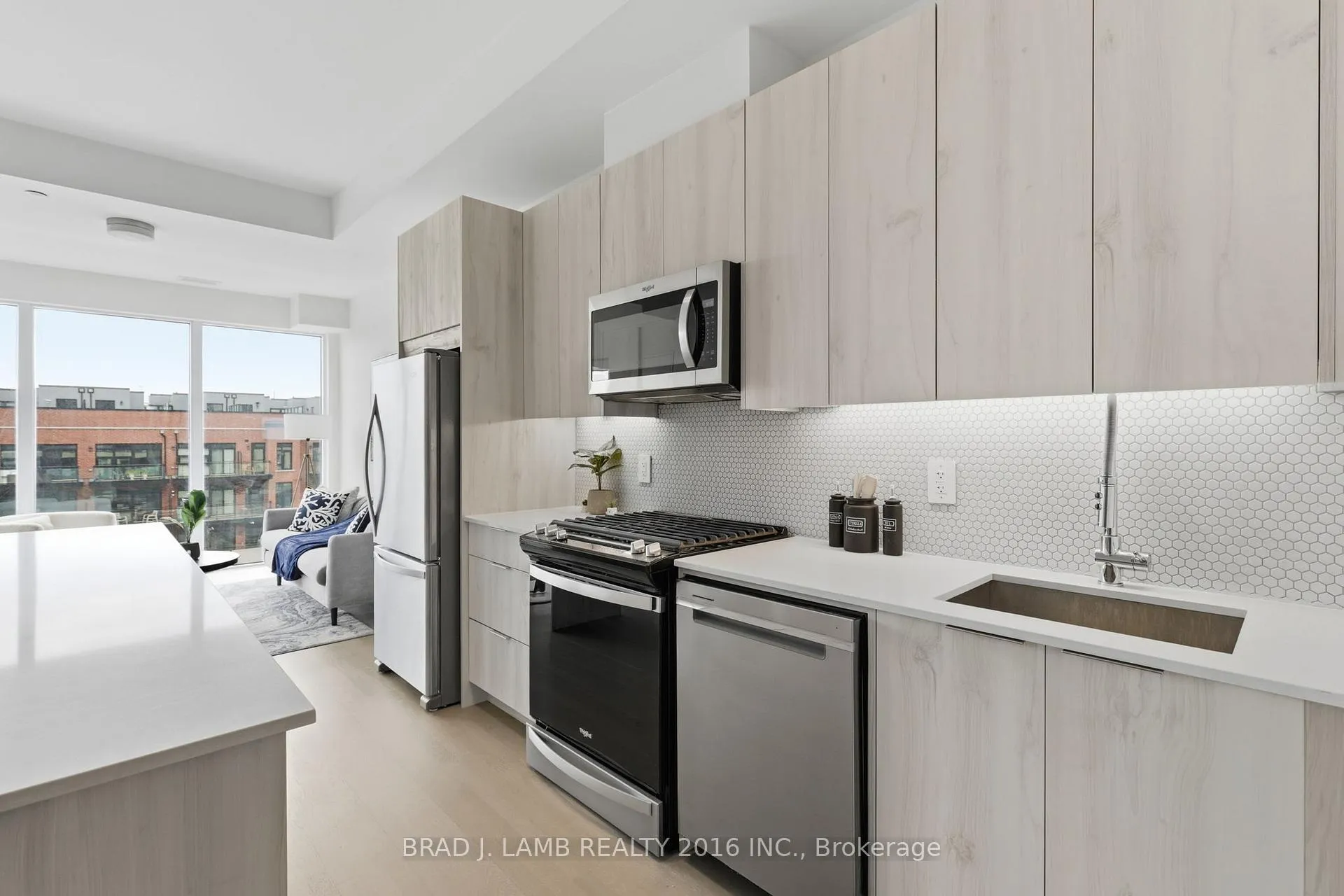 Photo 6 of Unit 413, 495 Logan Avenue, Toronto, North Riverdale — HOMEH