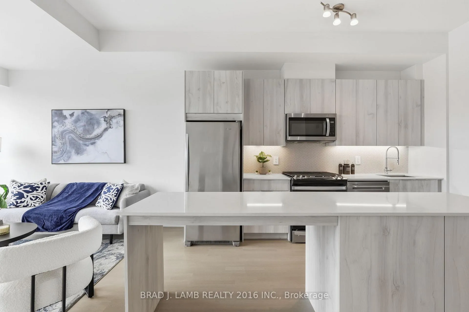 Photo 7 of Unit 413, 495 Logan Avenue, Toronto, North Riverdale — HOMEH