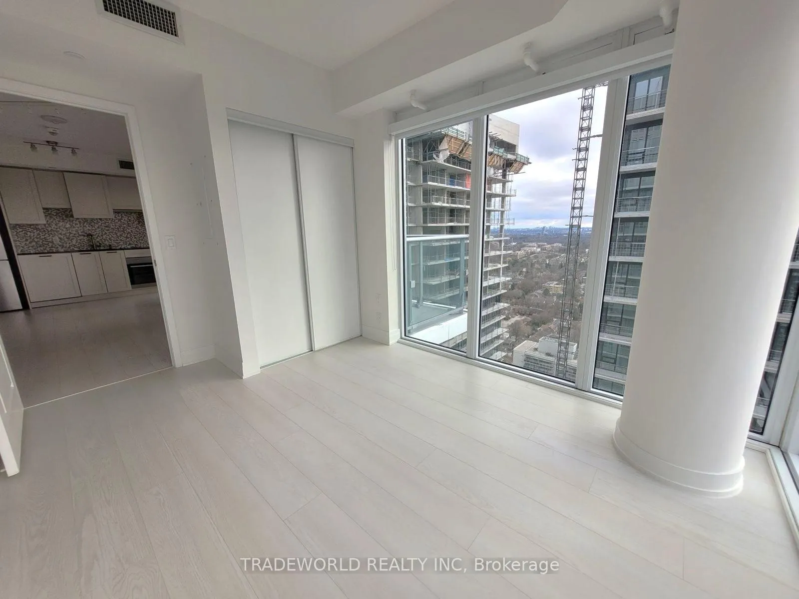 Photo 14 of Unit 3604, 195 Redpath Avenue, Toronto, Mount Pleasant West — HOMEH