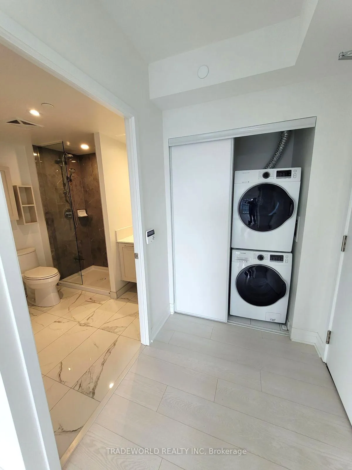 Photo 20 of Unit 3604, 195 Redpath Avenue, Toronto, Mount Pleasant West — HOMEH