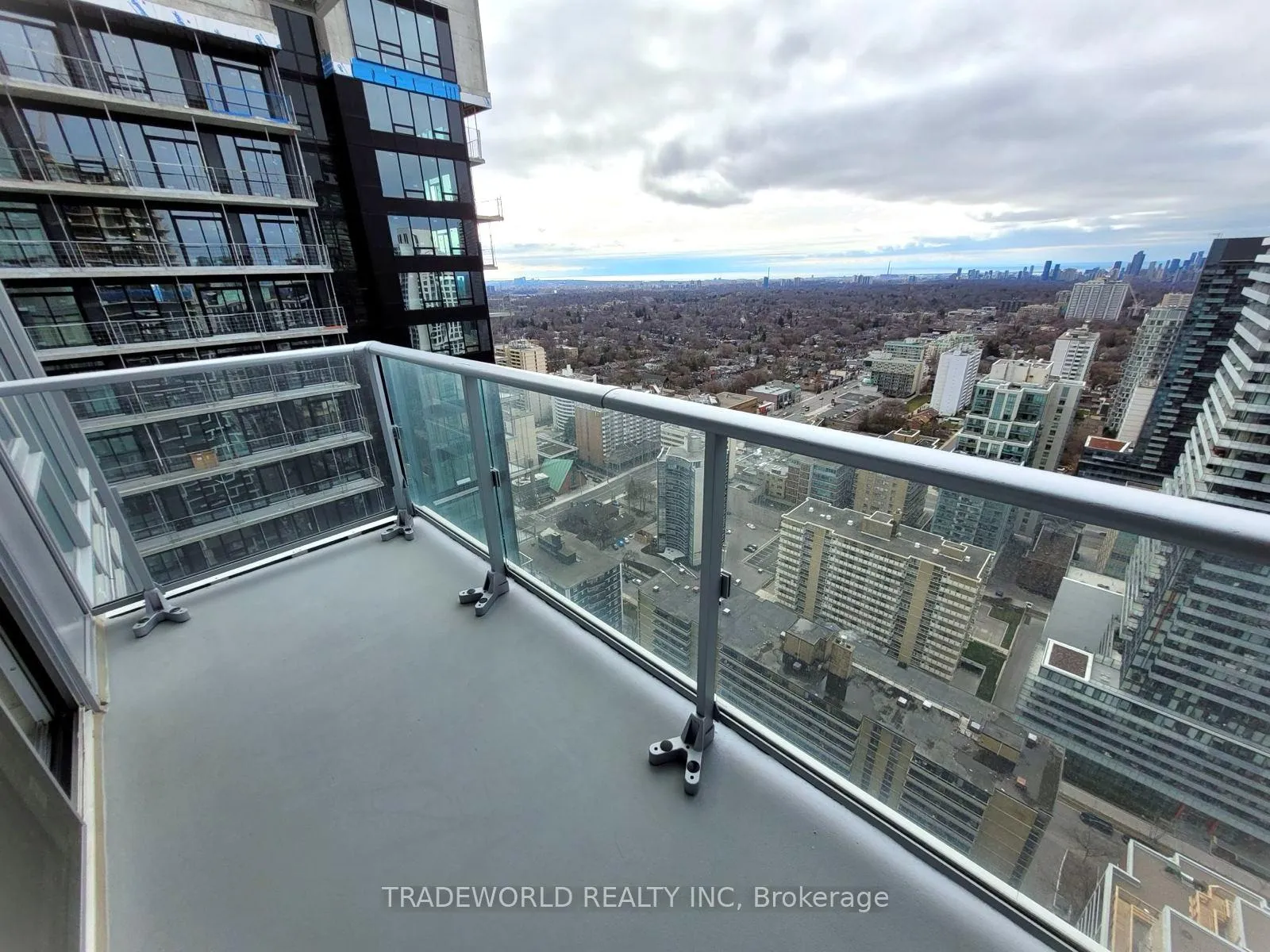 Photo 22 of Unit 3604, 195 Redpath Avenue, Toronto, Mount Pleasant West — HOMEH
