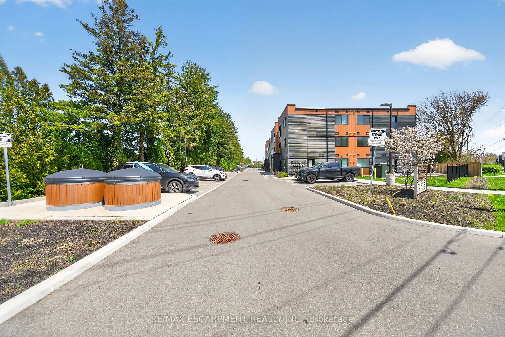 Photo 2 of Unit 0B, 259 King Street E, Hamilton, Beasley — HOMEH