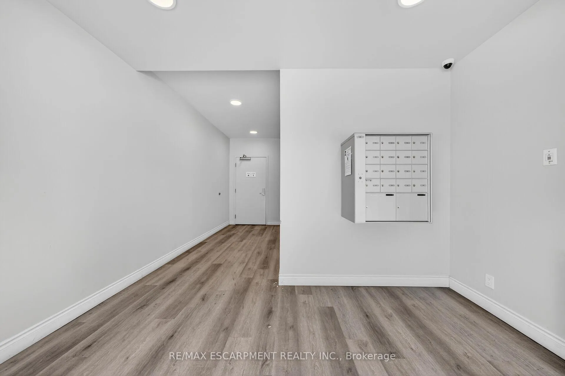 Photo 8 of Unit 0B, 259 King Street E, Hamilton, Beasley — HOMEH