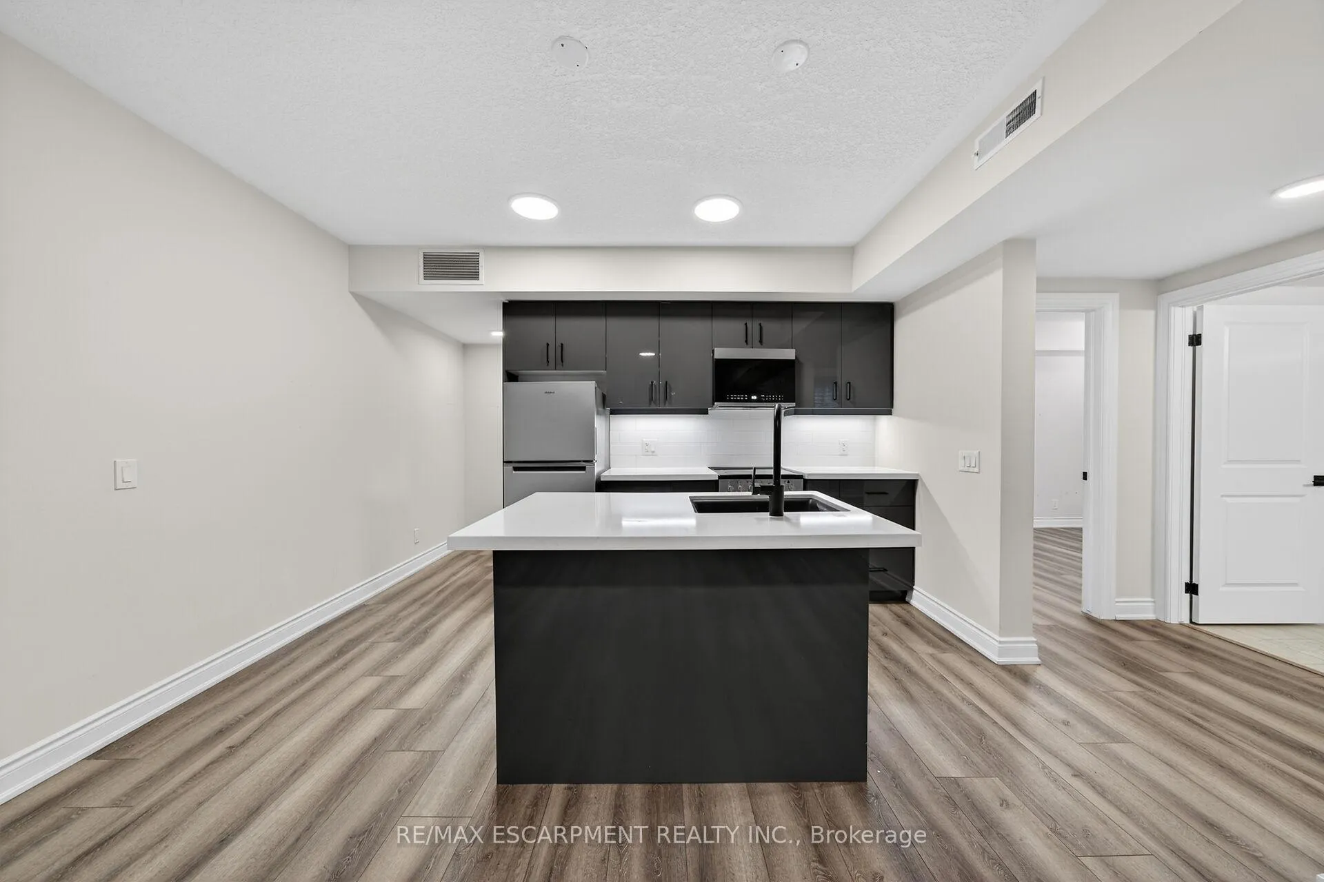 Photo 16 of Unit 0B, 259 King Street E, Hamilton, Beasley — HOMEH