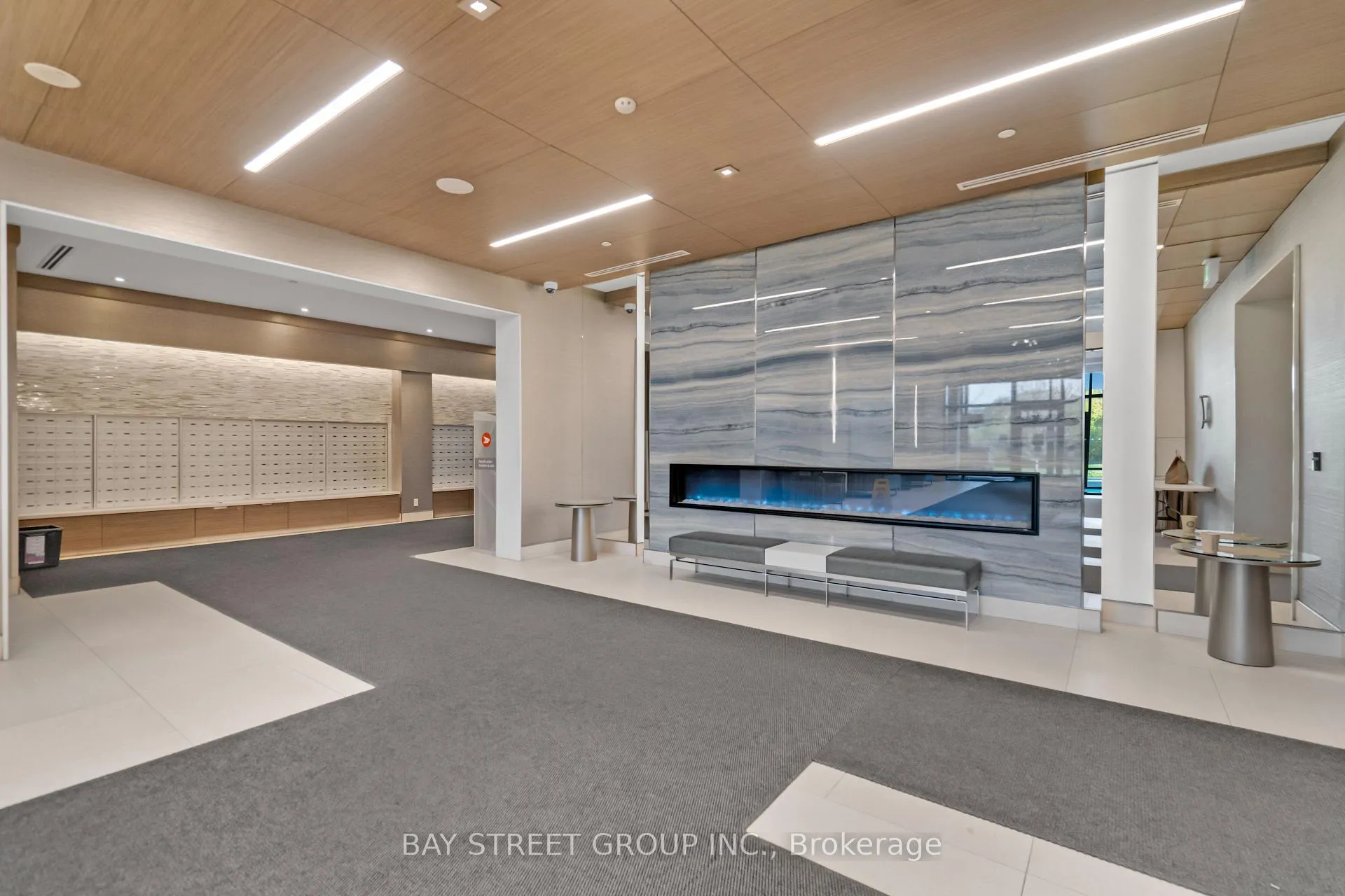Photo 7 of Unit 2302, 15 Water Walk Drive, Markham, Unionville — HOMEH